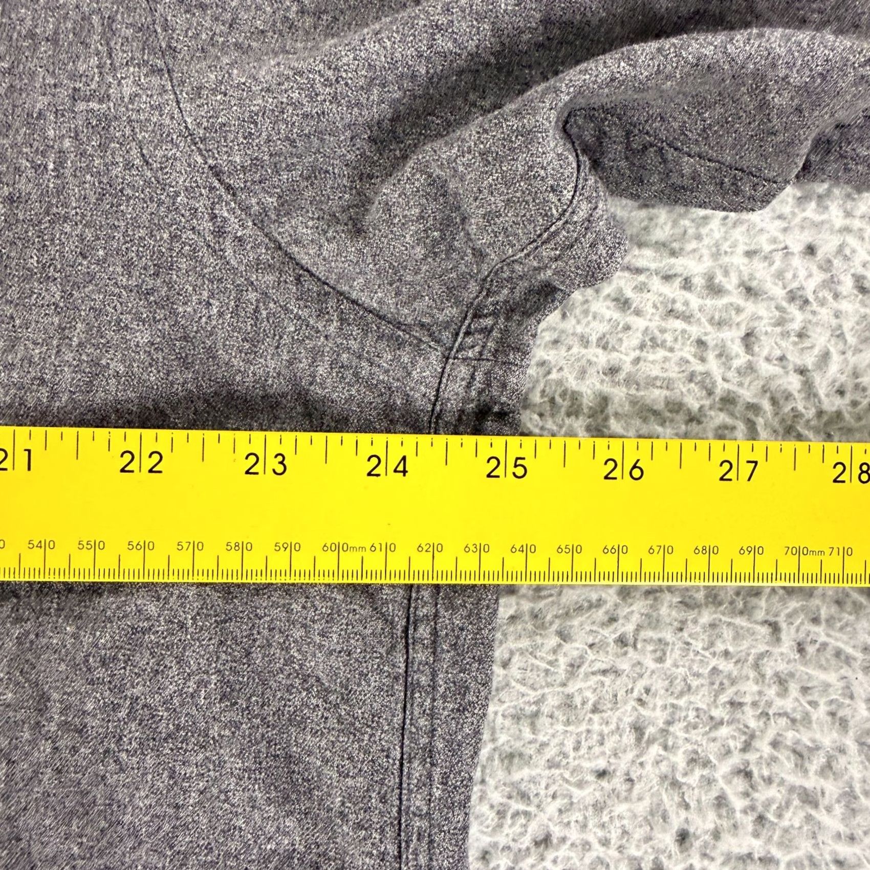 Brooks Brothers VINTAGE Brooks Brothers Button-Down Shirt Mens L Gray City Classic Preppy 50" Chest 29.5" Length Mens Size US L / EU 52-54 / 3 - 5 Thumbnail