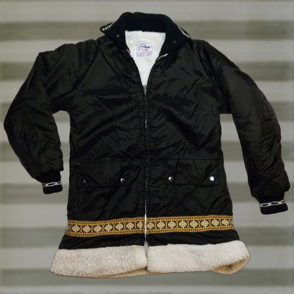 Etro VINTAGE Polarware 70s Black Ski Coat Women’s Small Regular Nylon Coat Casual Hippie Look Mens, Womens Size S / US 4 / IT 40 - 1 Thumbnail