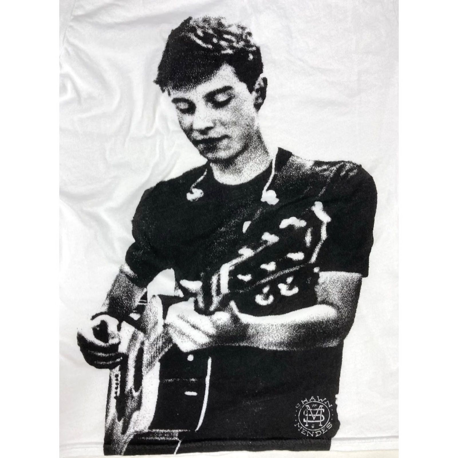 Ripple Junction Shawn Mendes Graphic T-shirt Women Small White Short Sleeve Music Shirt Size S / US 4 / IT 40 - 2 Thumbnail