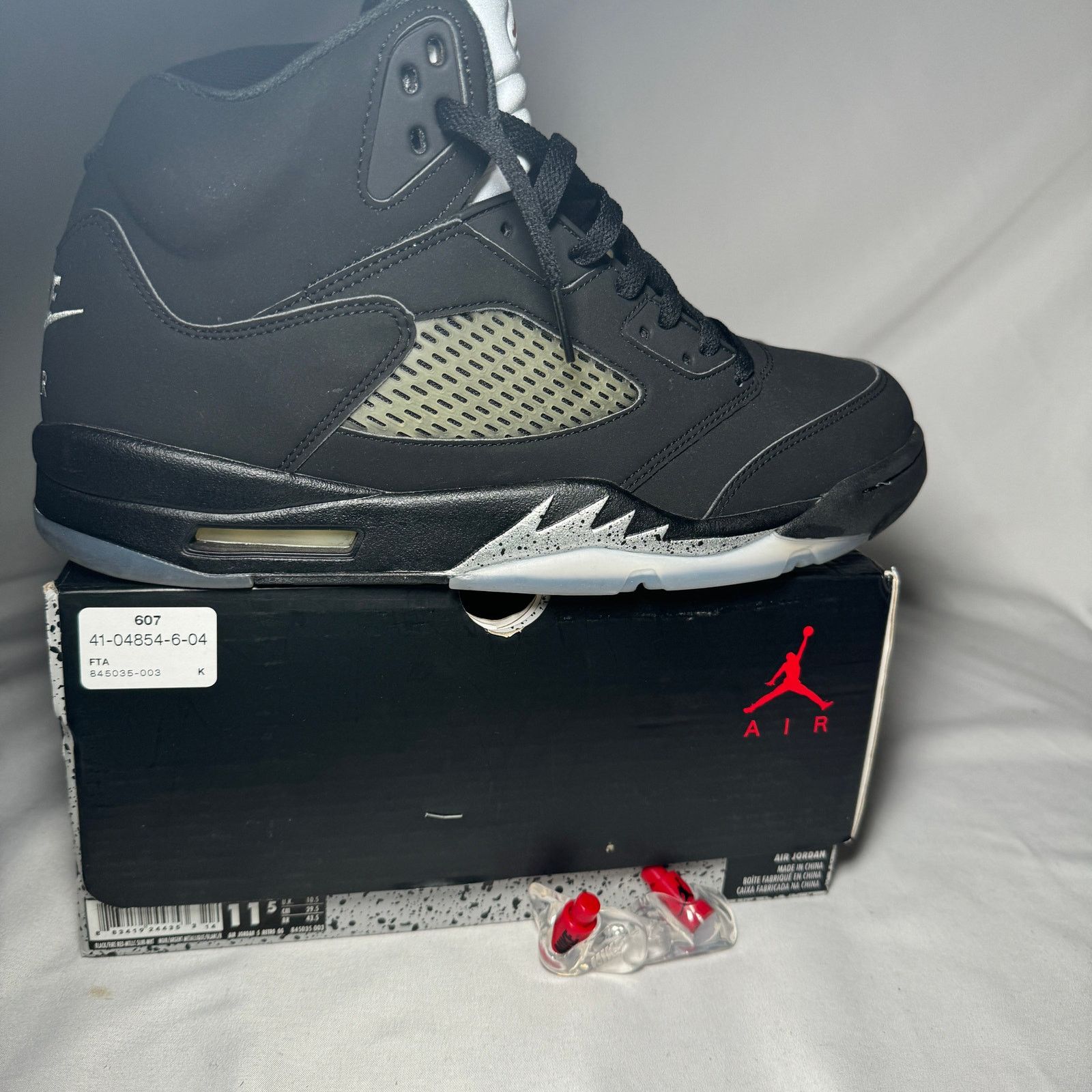 Jordan Brand × Nike Size 11.5 - Nike Air Jordan 5 Retro OG Black Metallic 2016 Size US 11.5 / EU 44-45 - 1 Thumbnail