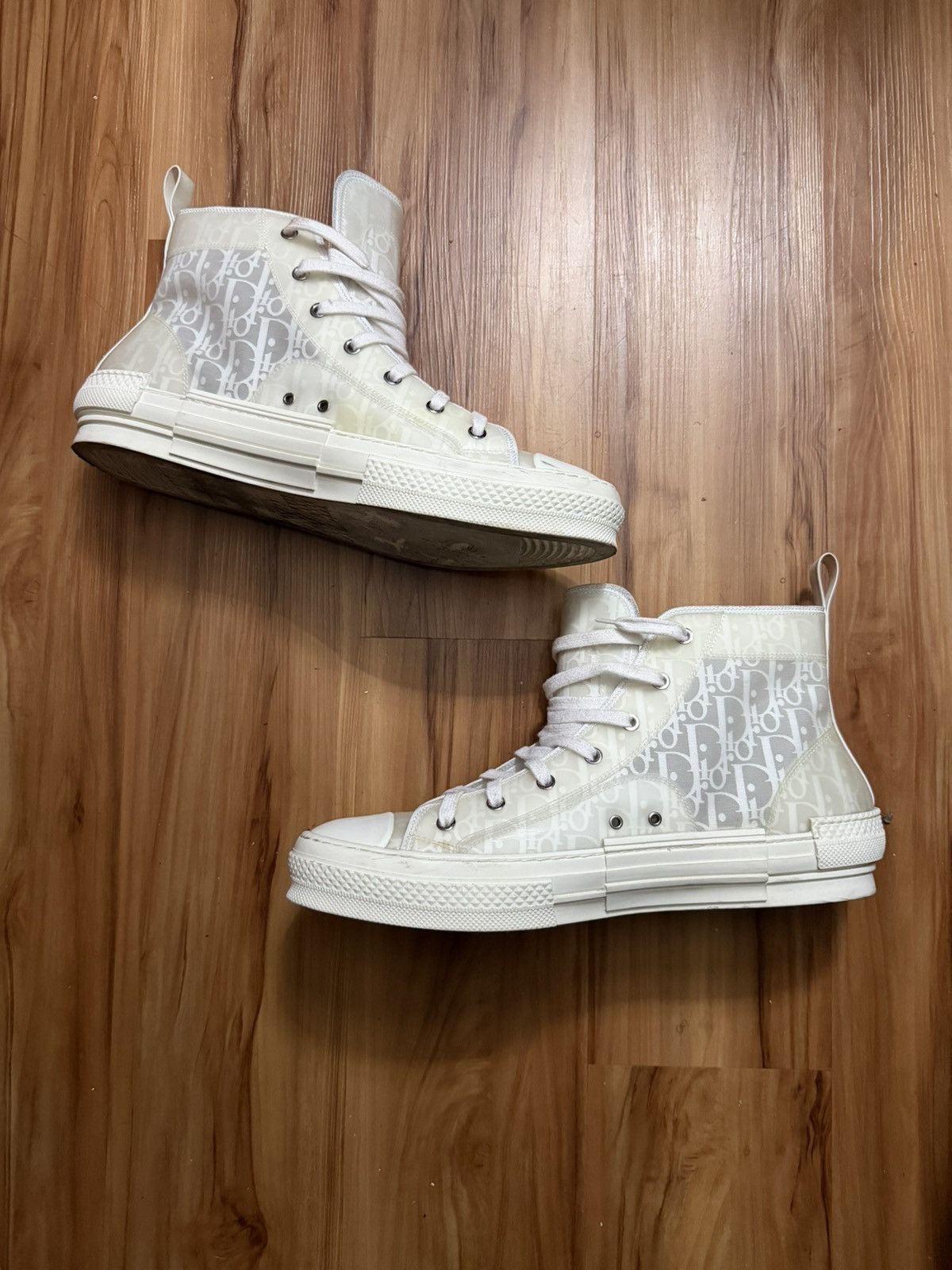 Dior Dior B23 ‘White Raised Oblique’ Size US 14 / EU 47 - 2 Thumbnail