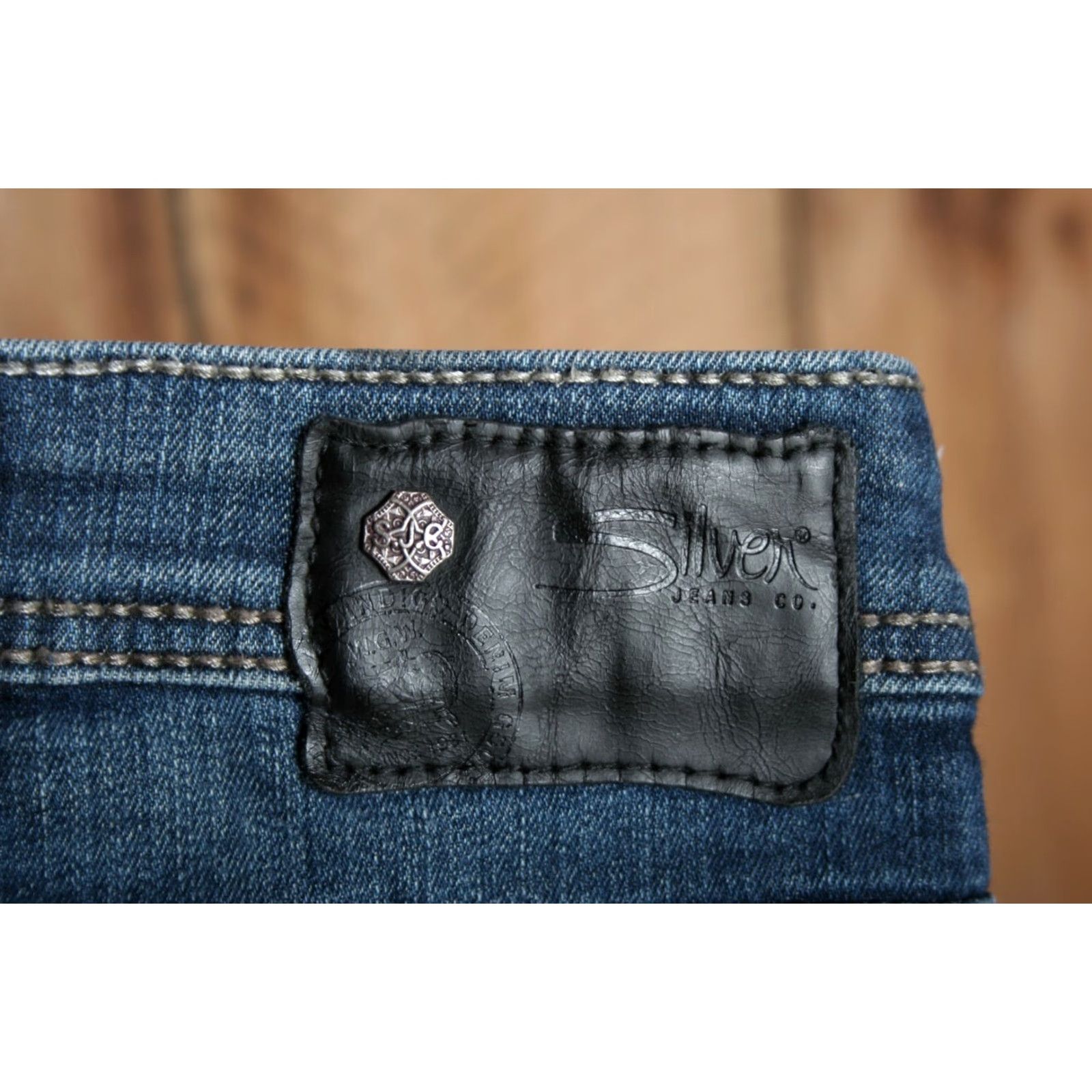 Silver Jeans Co. SILVER Jeans Aiko Bootcut Denim Jeans Sz. 44 Blue Women Inseam 29" Regular Mid Rise 8.5-10.5in Cotton Blend Beige? (color already blue) Size 30" / US 8 / IT 44 - 6 Thumbnail