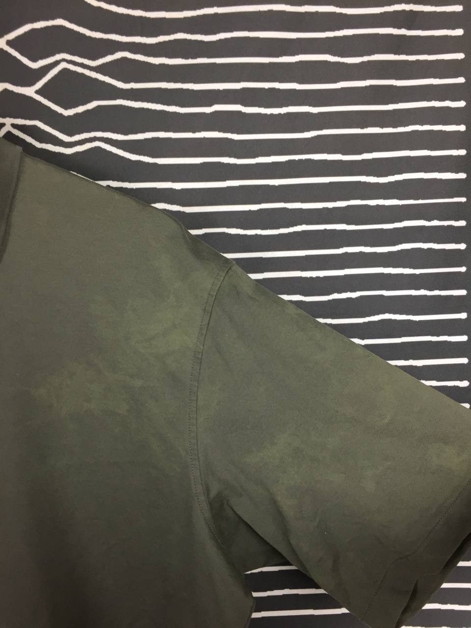 Jil Sander × Uniqlo Jil Sander +J Uniqlo Olive Green Minimalist Polo Tee Size XL Size US XL / EU 56 / 4 - 4 Thumbnail
