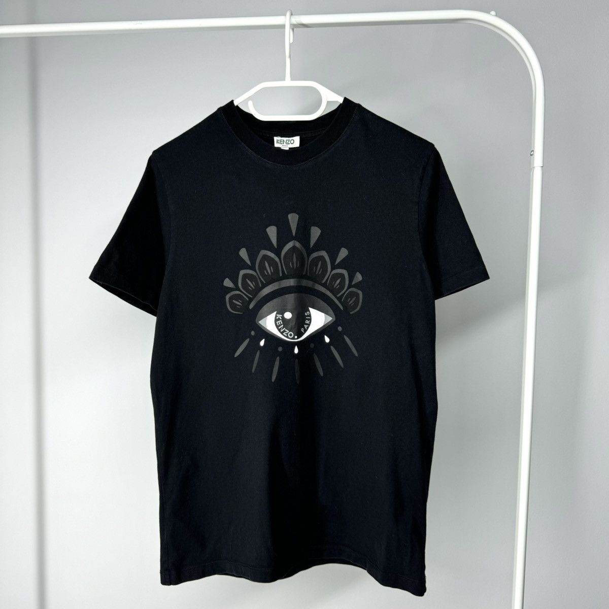 all black kenzo t shirt