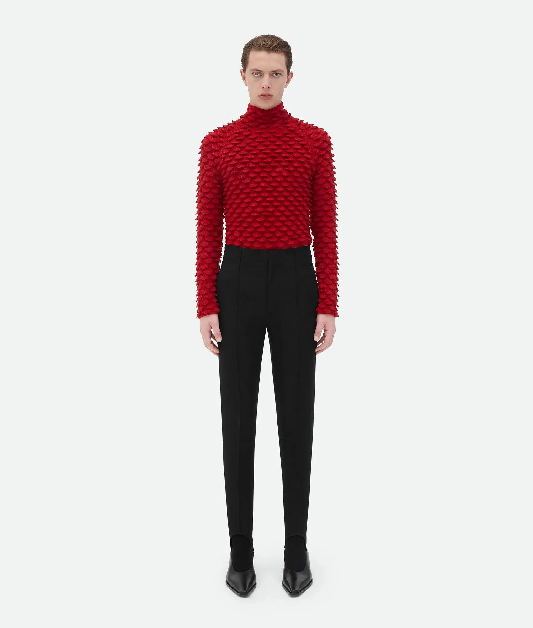 Bottega Veneta o1s1rm0925 Fish Scale Wool Sweater in Red Size US XS / EU 42 / 0 - 1 Thumbnail