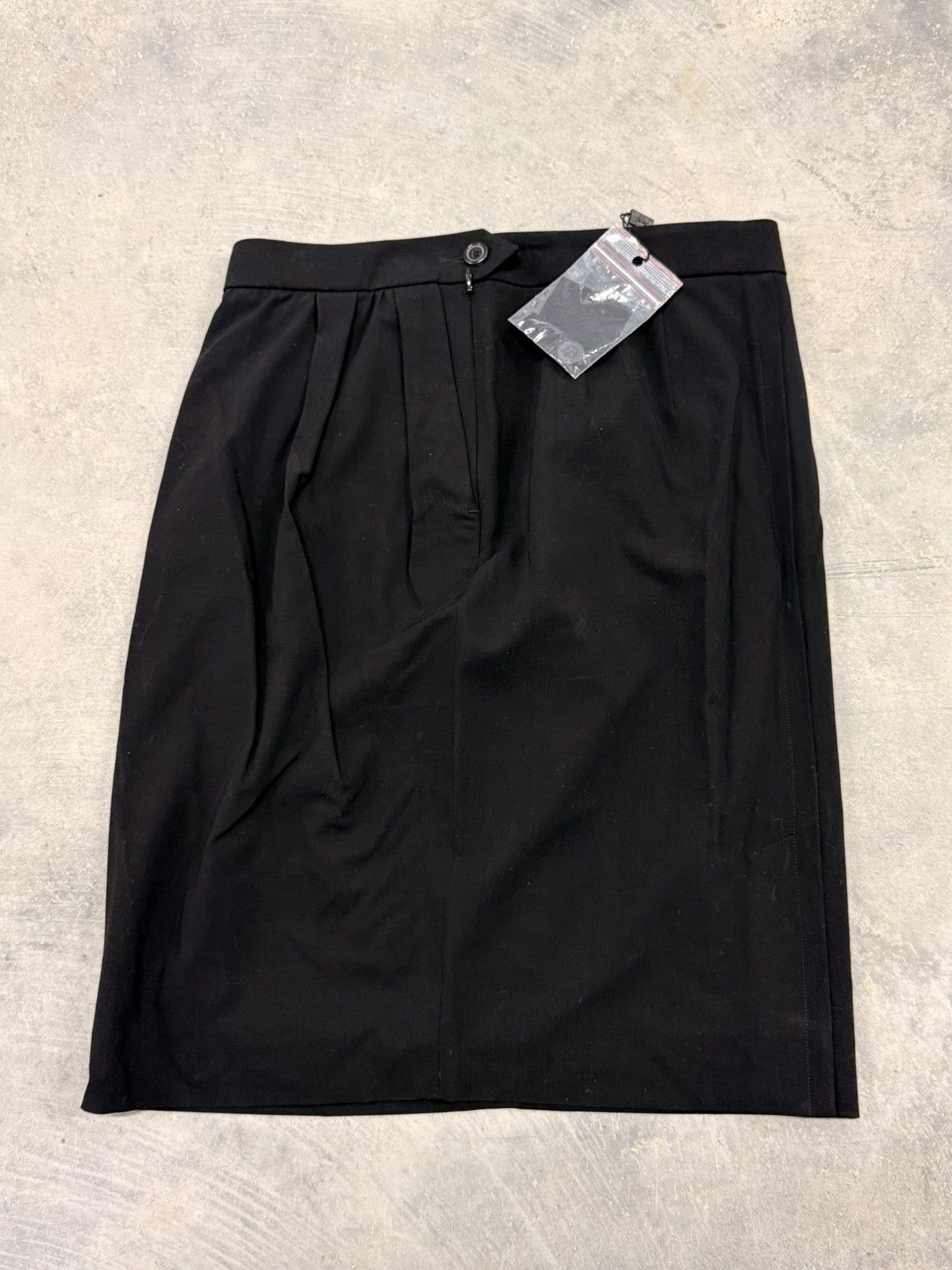Yves Saint Laurent Yves Saint Laurent Rive Gauche Black Skirt Size M / US 6-8 / IT 42-44 - 1 Thumbnail