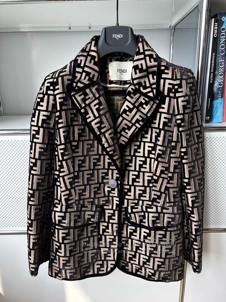 Fendi Fendi 3D embossed monogrammed suede button blazer Size XS / US 0-2 / IT 36-38 - 1 Thumbnail