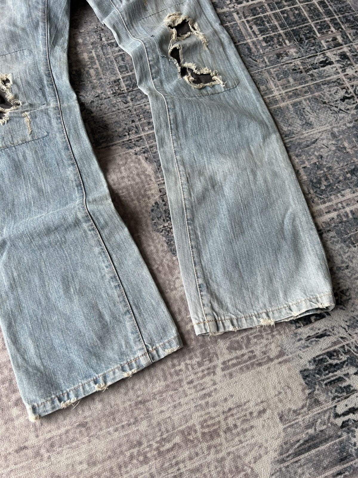 Tete Homme Tete Homme Flared Distressed Jeans Size US 29 - 7 Thumbnail