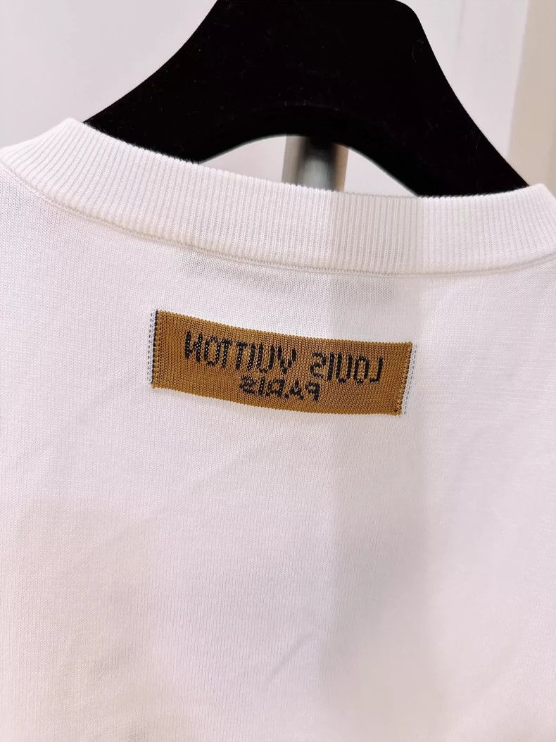 Louis Vuitton Louis Vuitton Paper airplane short sleeve 2503-Nextarrow Size US L / EU 52-54 / 3 - 7 Thumbnail