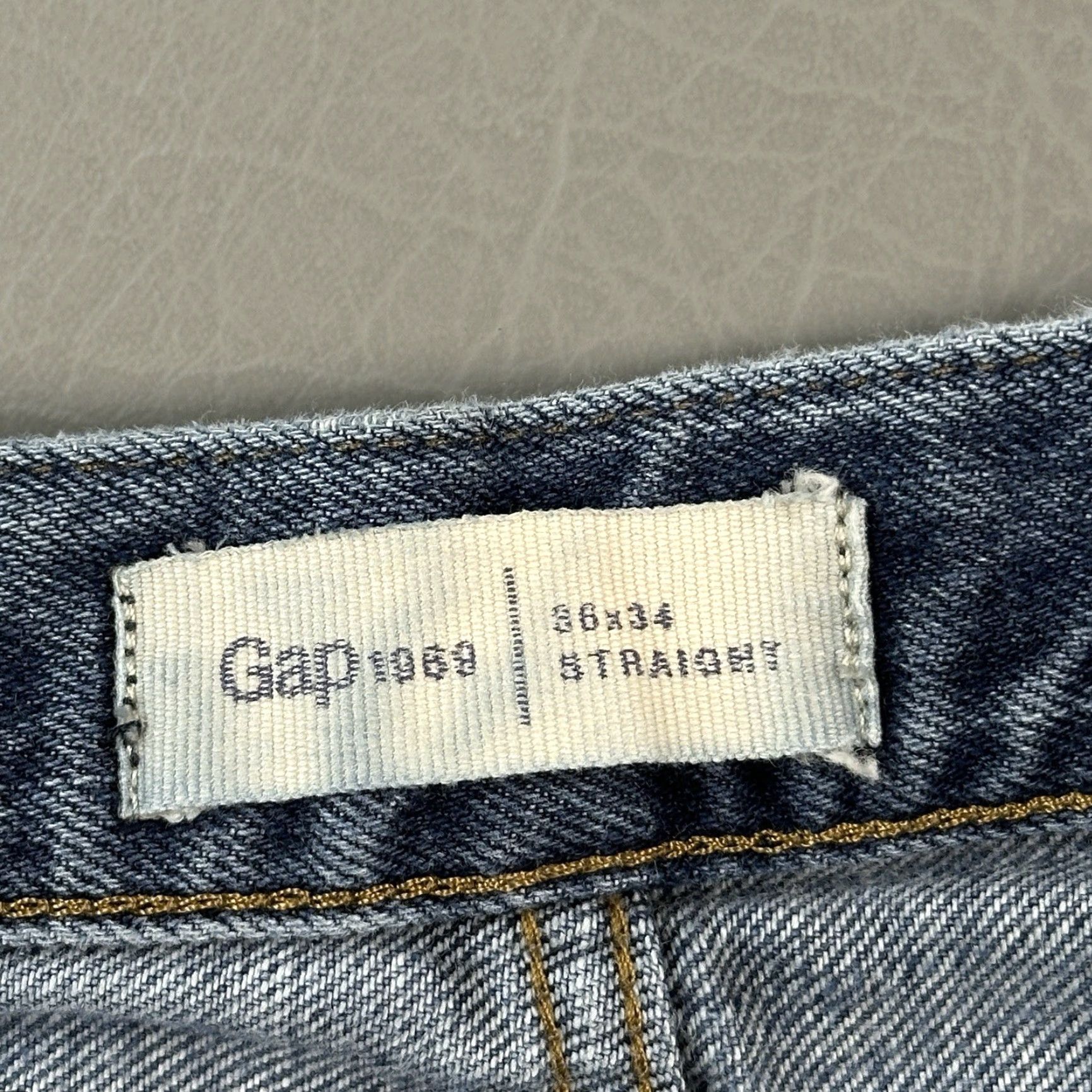 Gap Gap 1969 Jeans Mens 36x34 36x33 Blue Medium Wash Denim Straight Whiskered Size US 36 / EU 52 - 6 Thumbnail