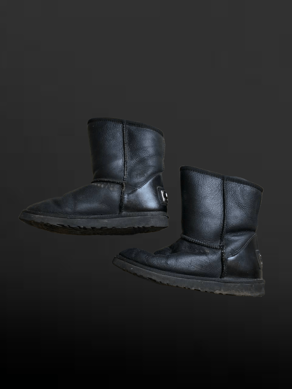 Ugg UGG Boots Classic Leather Design STREETWEAR Size US 9 / IT 39 - 1 Thumbnail