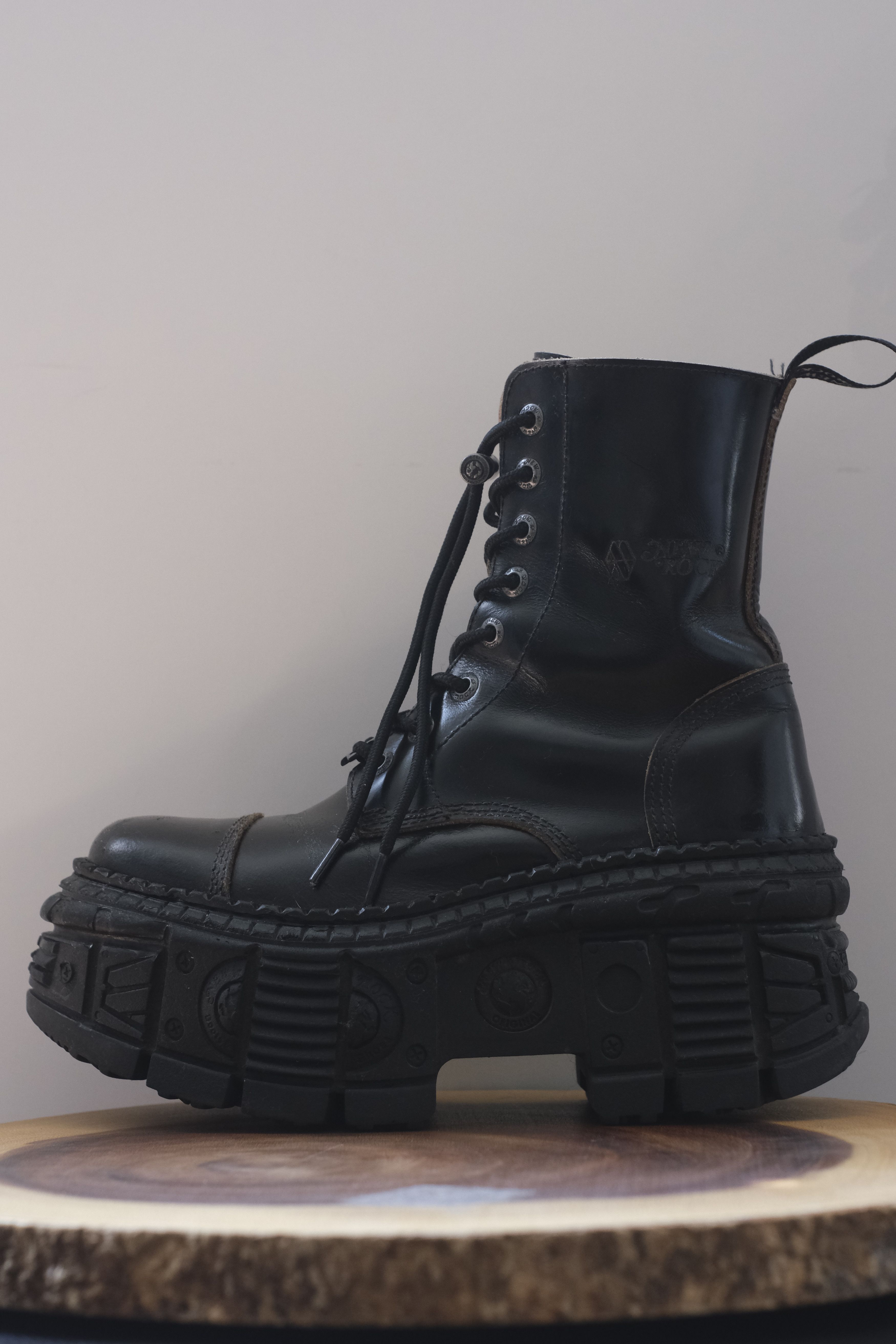 New Rock New Rock M-WALL026N-C10 Size US 7 / IT 37 - 7 Thumbnail