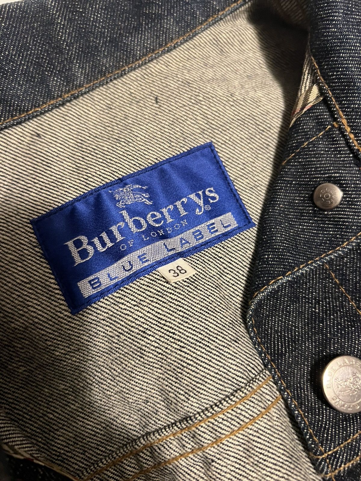 Burberry × Japanese Brand Japan Burberry Prorsum blue label Jean jacket Size XS / US 0-2 / IT 36-38 - 5 Thumbnail