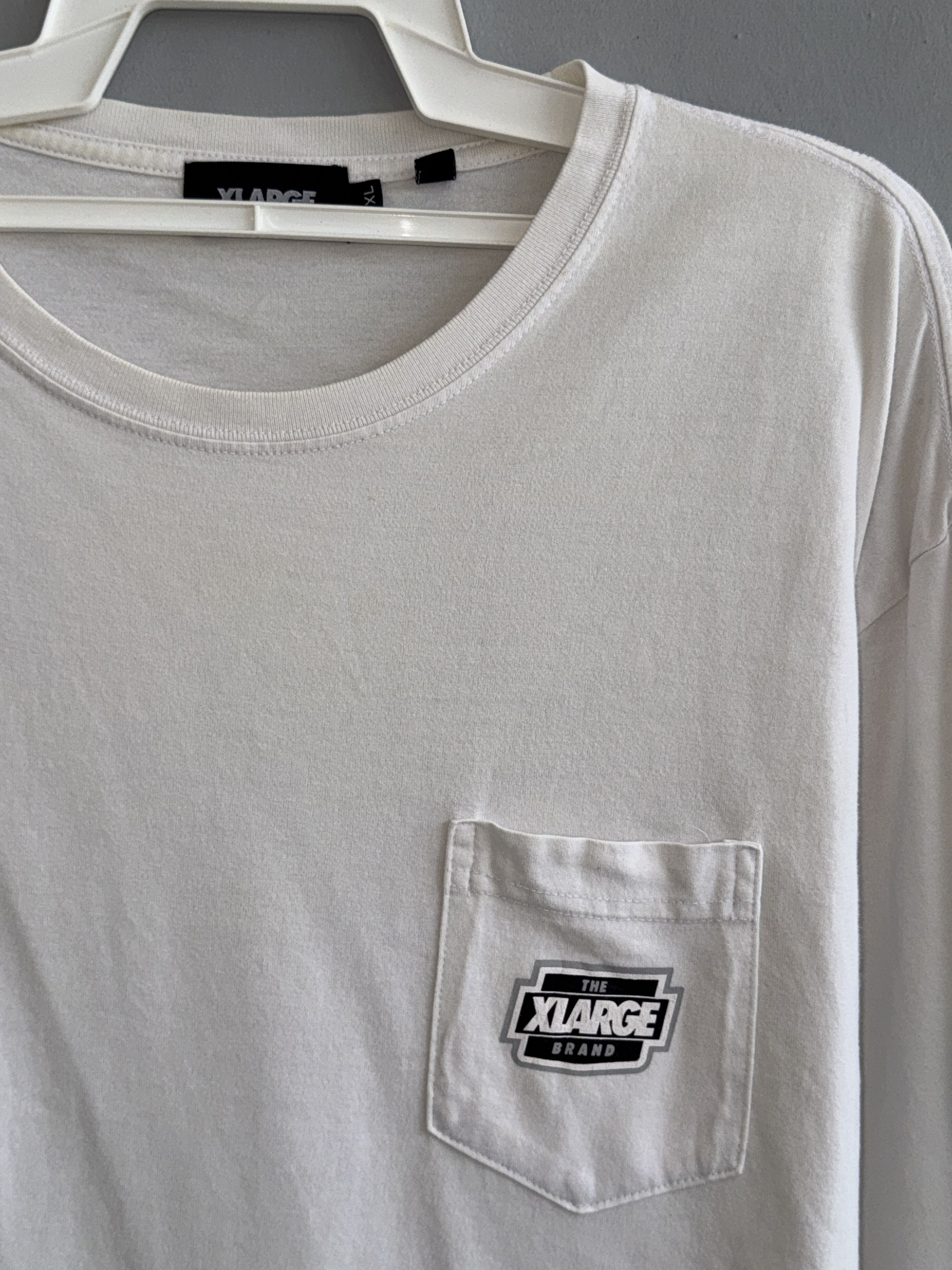 X-LARGE X-Large Long Sleeve T-Shirt Size US XL / EU 56 / 4 - 3 Thumbnail