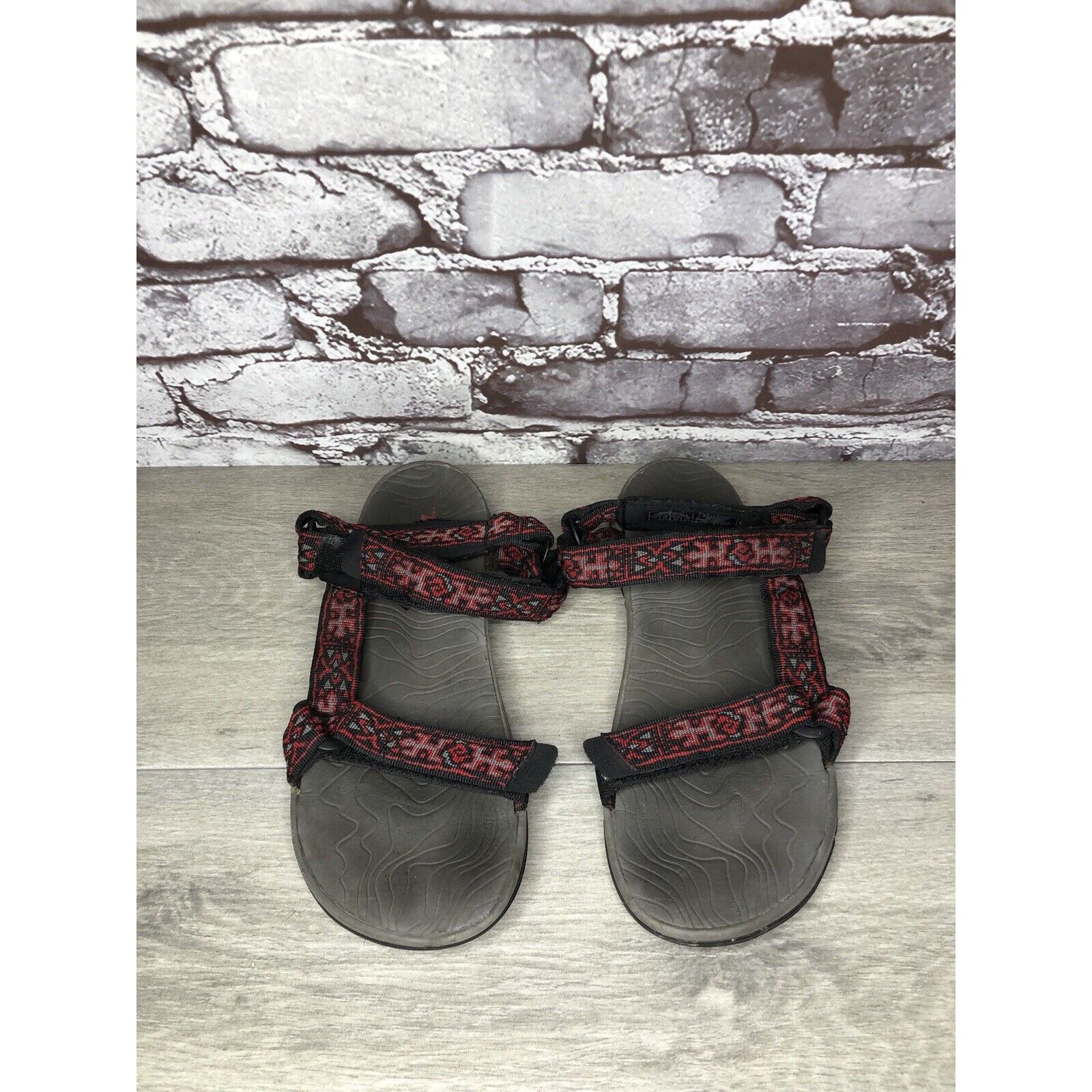 Teva Teva Hurricane 3 Red Black Lizard Print Nylon Strappy Hiking Size US 7 / EU 40 - 17 Thumbnail