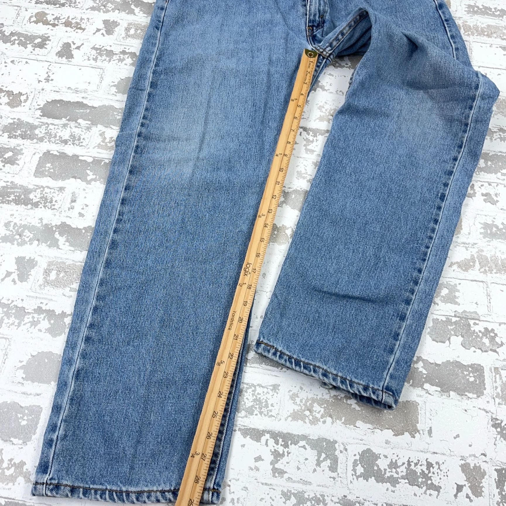 Levi's VINTAGE Levi's 505 Jeans Men 38x30 Regular Fit Straight Blue Denim 5-Pocket Pockets Belt Loops Zipper Zip Mid Rise 00s Y2K Mens Regular Jeans Size US 38 / EU 54 - 5 Thumbnail