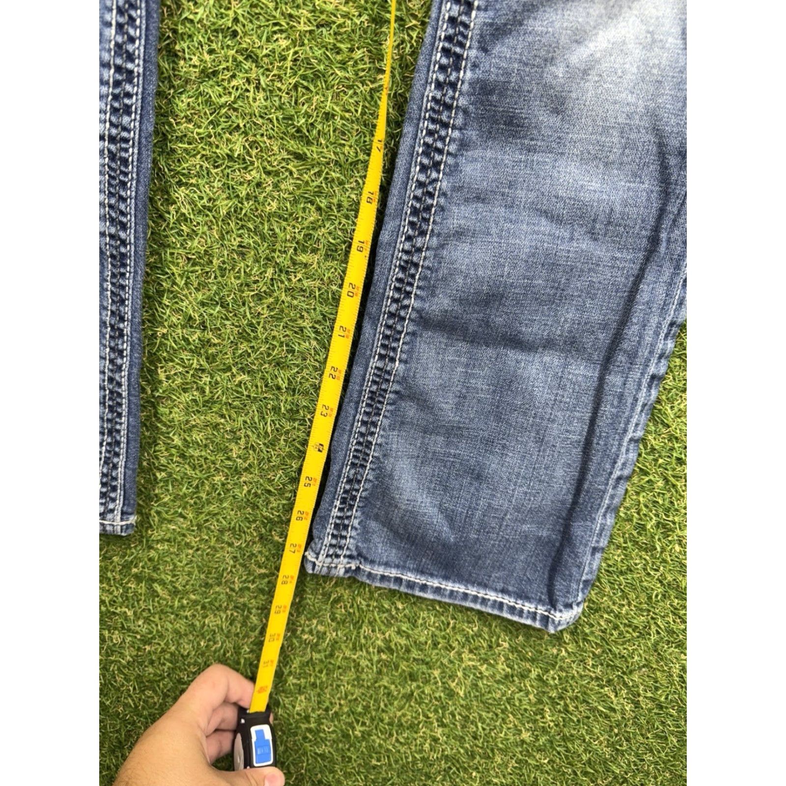 Vintage Buckle Jeans Buckle BKE Mens 26S Aiden Straight Leg Mid Rise Medium Wash Y2K 90s 80s Vintage? Wait. Size US 26 / EU 42 - 4 Thumbnail