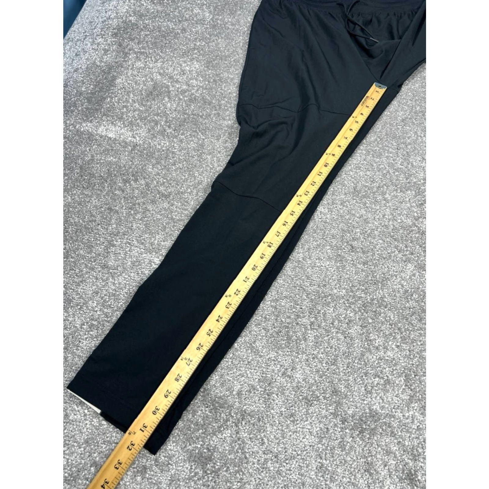 Under Armour VINTAGE Under Armour Women's Track Pants Large Black Sports Activewear Gym Running Size 36" / US 14 / IT 50 - 2 Thumbnail