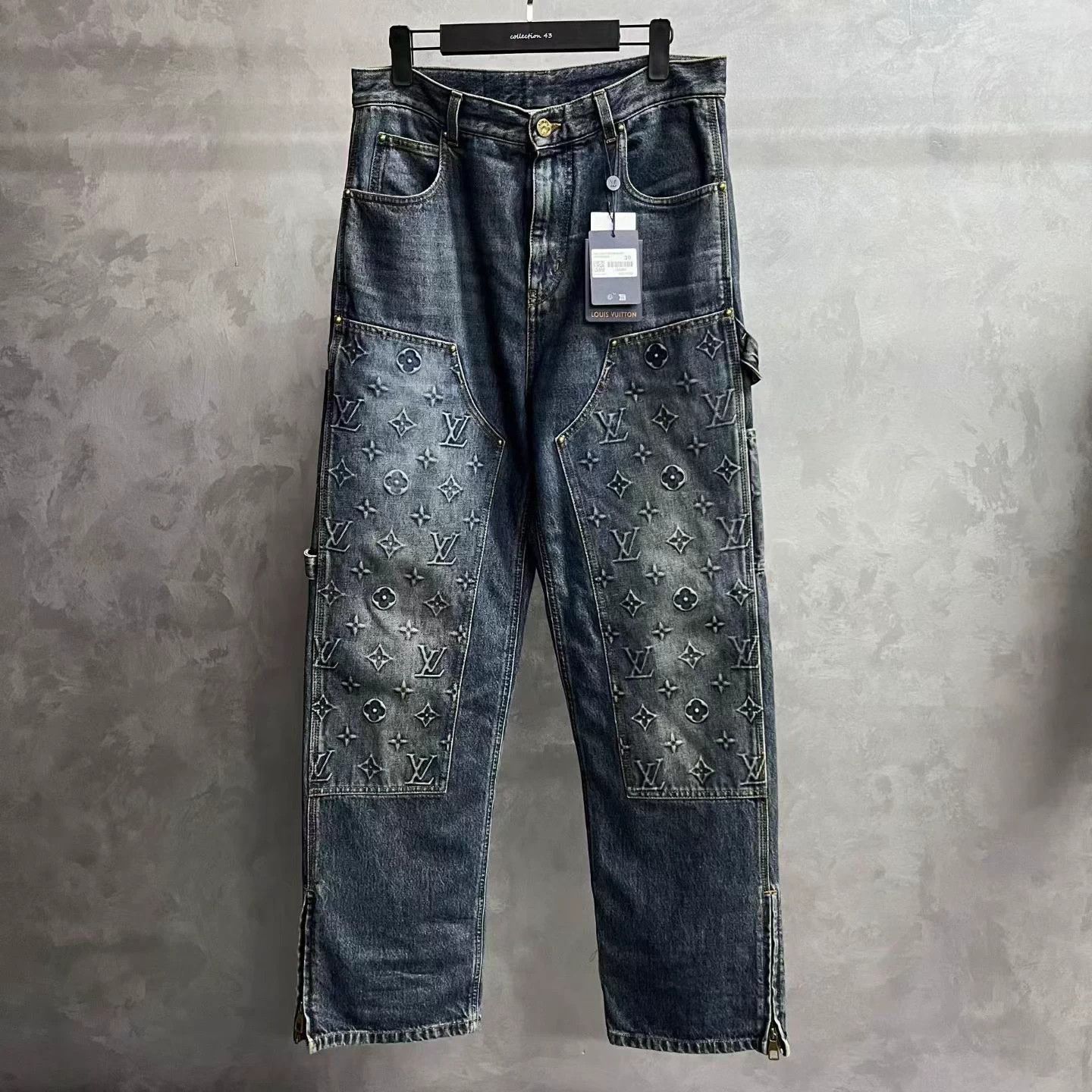 Louis Vuitton Louis Vuitton navy blue oversized straight workwear jeans 30 Size US 30 / EU 46 - 1 Thumbnail