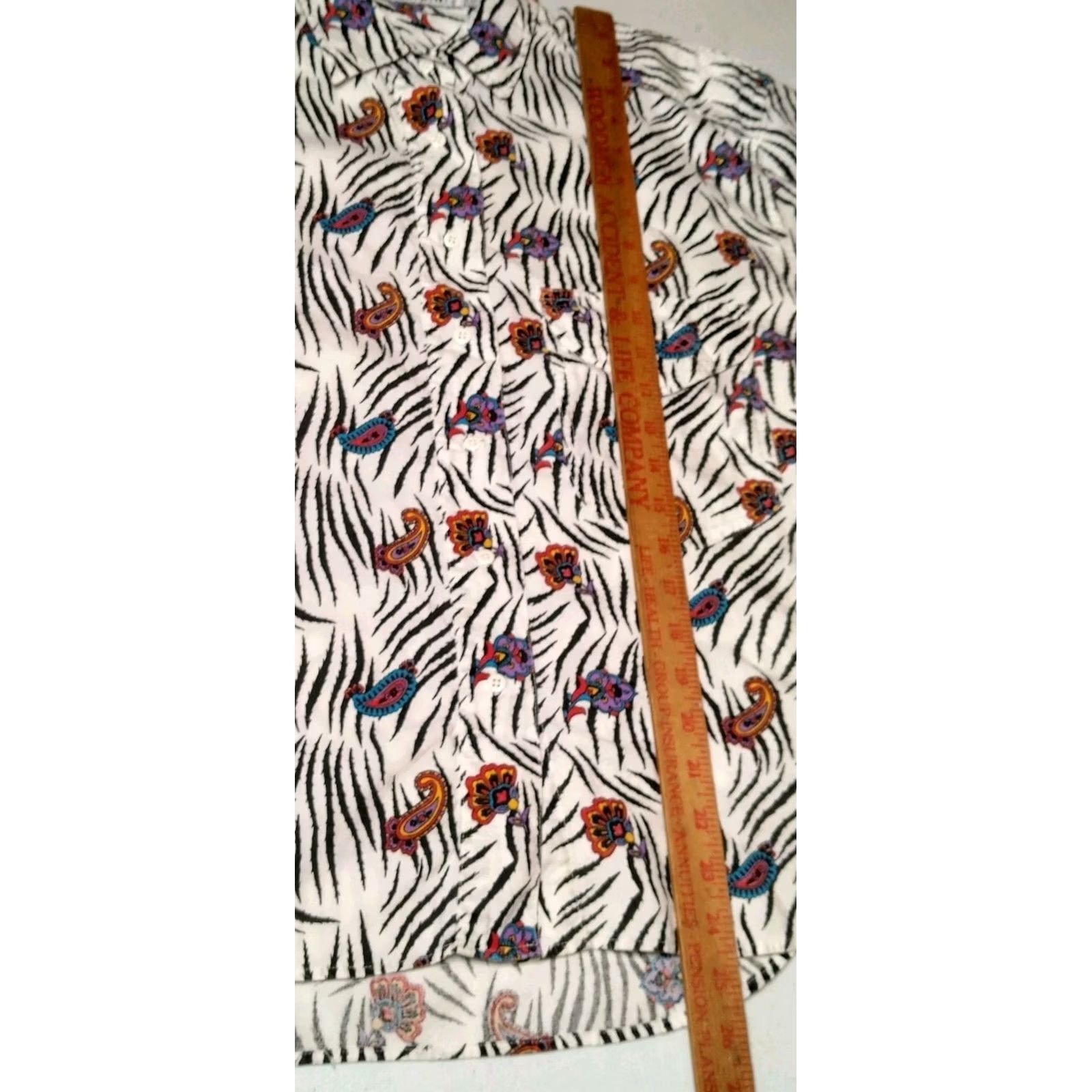 Vintage VINTAGE Khazana Shirt Women Medium Zebra Print Paisley Safari Short Slv Button-Up Collared Cotton Woven 80s 90s Vintage Size M / US 6-8 / IT 42-44 - 5 Thumbnail