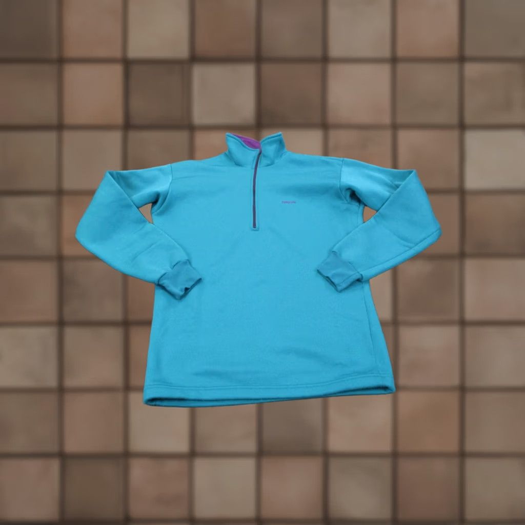 Patagonia VINTAGE Patagonia Sweater Womens S Blue Jacket Capilene USA Made Outdoors 90s Size S / US 4 / IT 40 - 1 Thumbnail