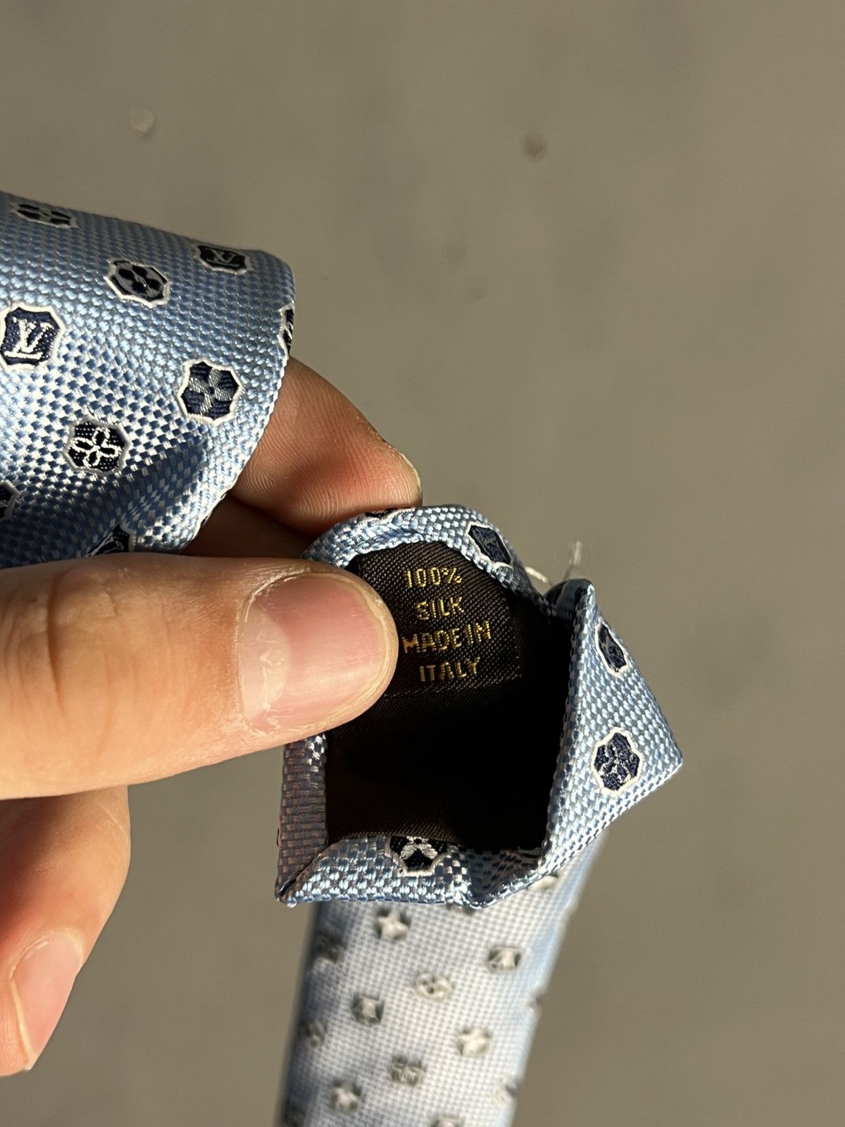 Louis Vuitton Louis Vuitton Tie Size ONE SIZE - 5 Thumbnail