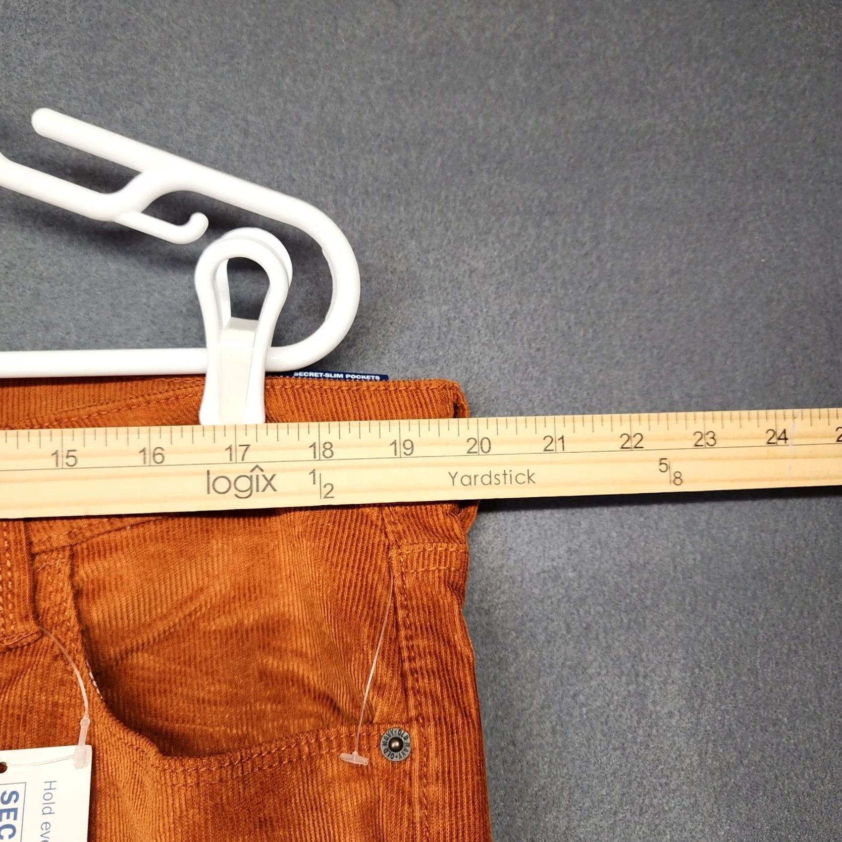 Old Navy OLD NAVY Corduroy Pants Women 18 Rust Orange Rockstar Super Skinny High Rise Plus Size 28 in Inseam Womens Summer Fall Winter Jeans Size 40" / US 18 - 7 Thumbnail