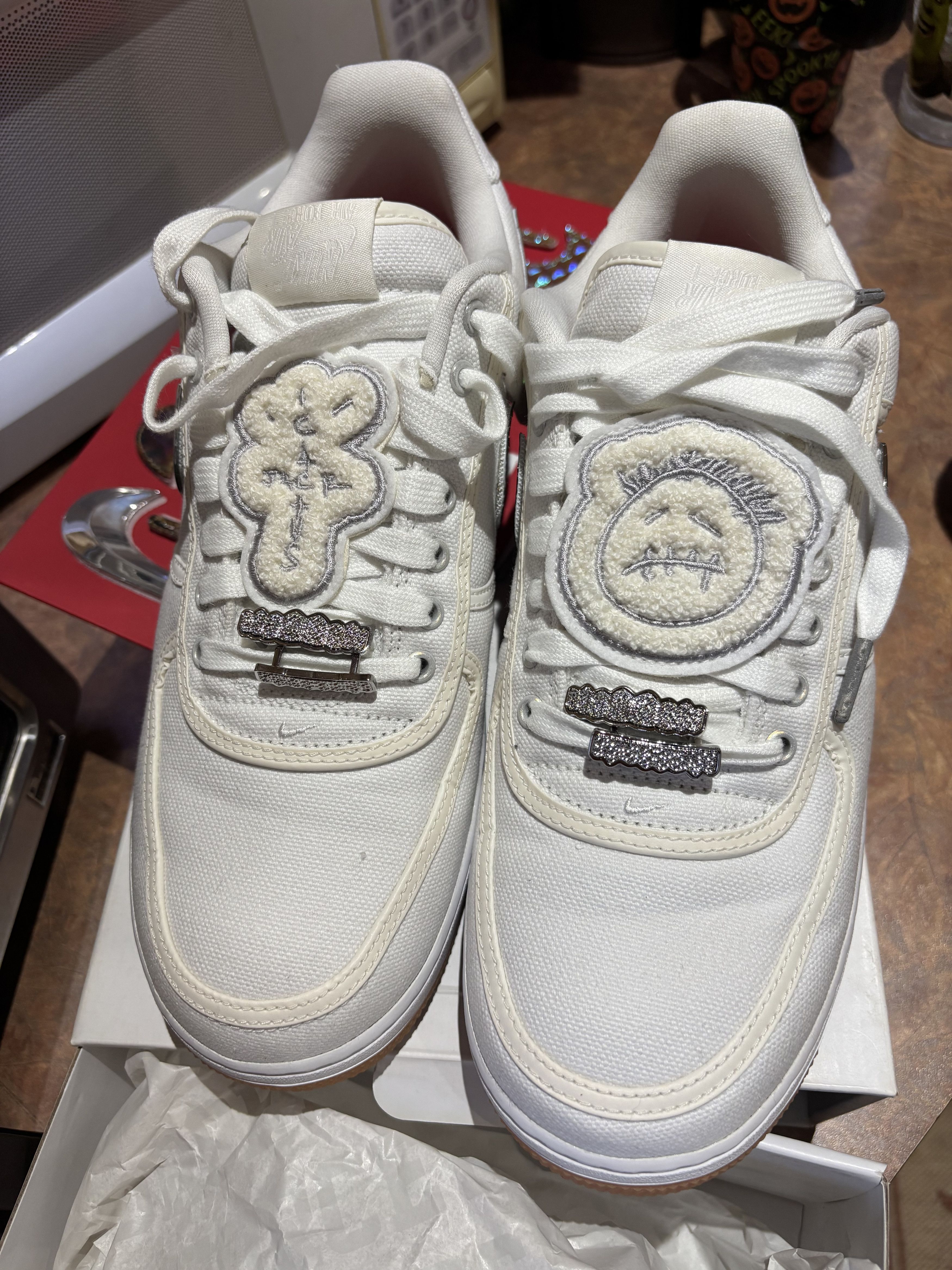 Nike × Travis Scott Nike Air Force 1 Low Travis Scott AF100 Size US 10 / EU 43 - 2 Thumbnail