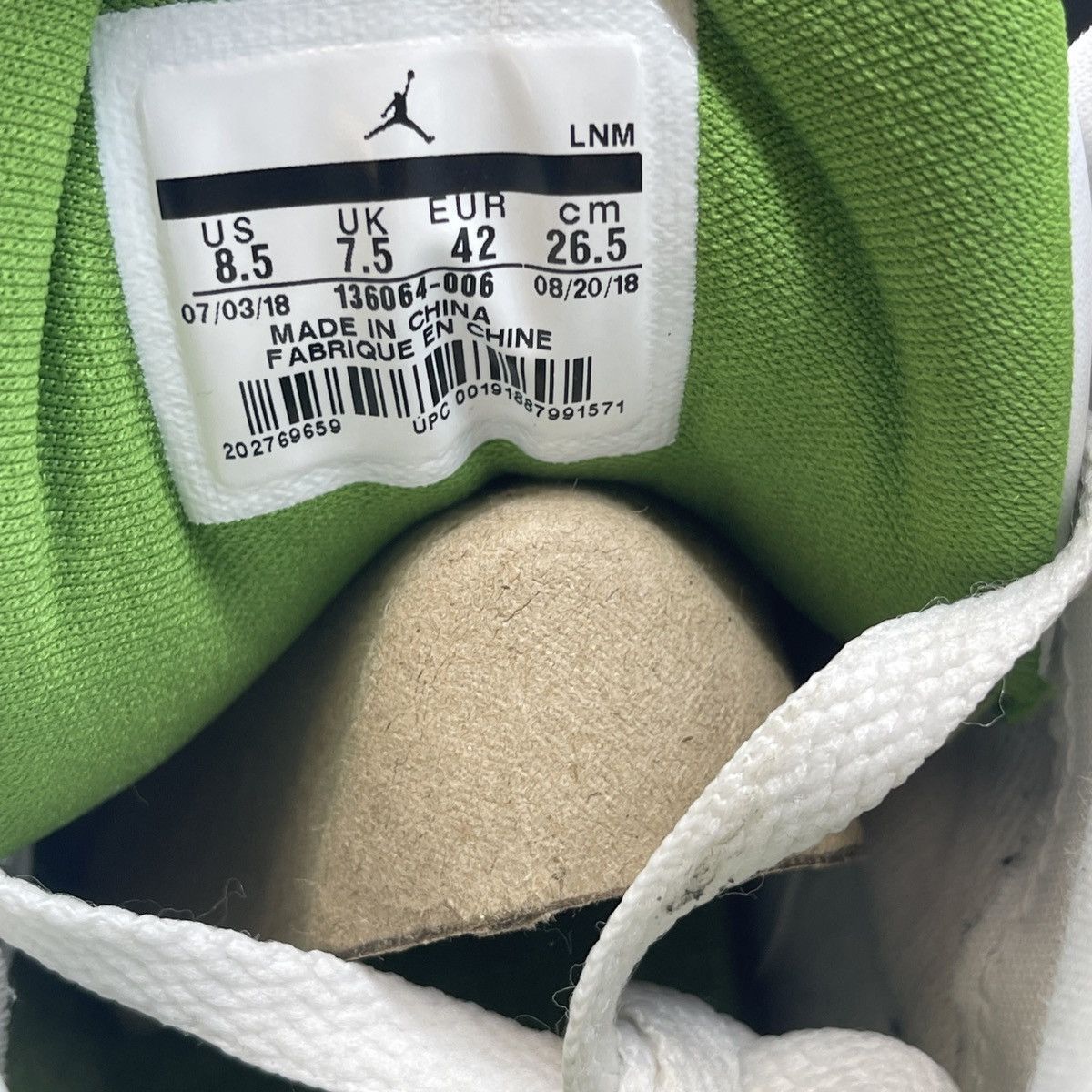 Jordan Brand Air Jordan 3 chlorophyll Size US 8.5 / EU 41-42 - 8 Thumbnail