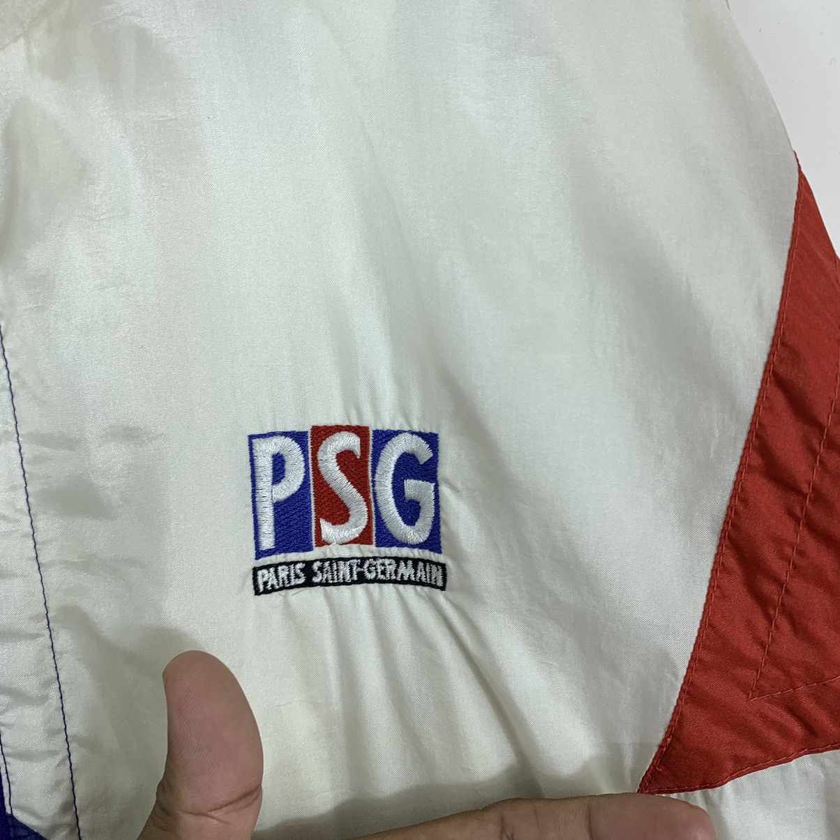 Nike × Vintage VINTAGE 90S NIKE SWOOSH PSG SPORTSWEAR LIGHT ZIPPER JACKET Size US M / EU 48-50 / 2 - 8 Thumbnail
