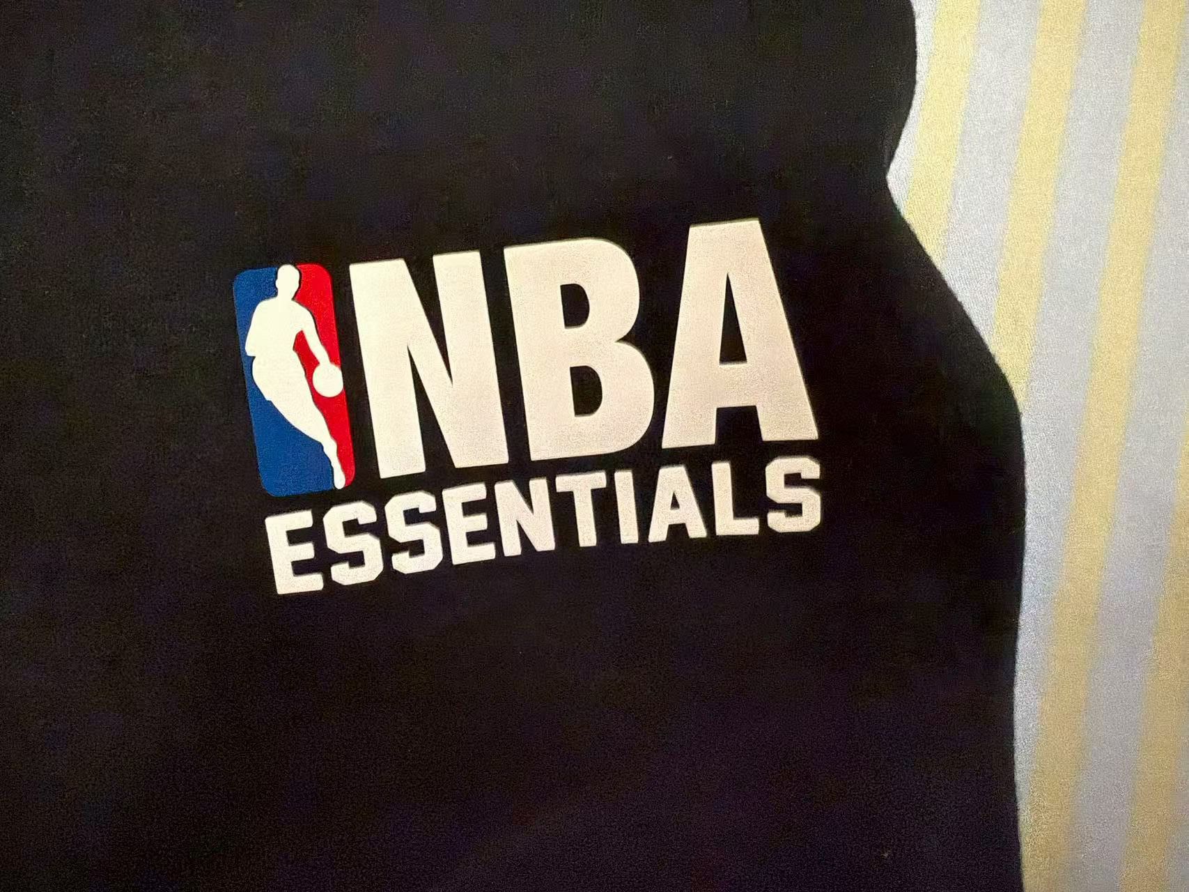 Essentials × NBA Fear of God Essentials x NBA Sweatshorts 'Black' Size US 29 - 2 Thumbnail