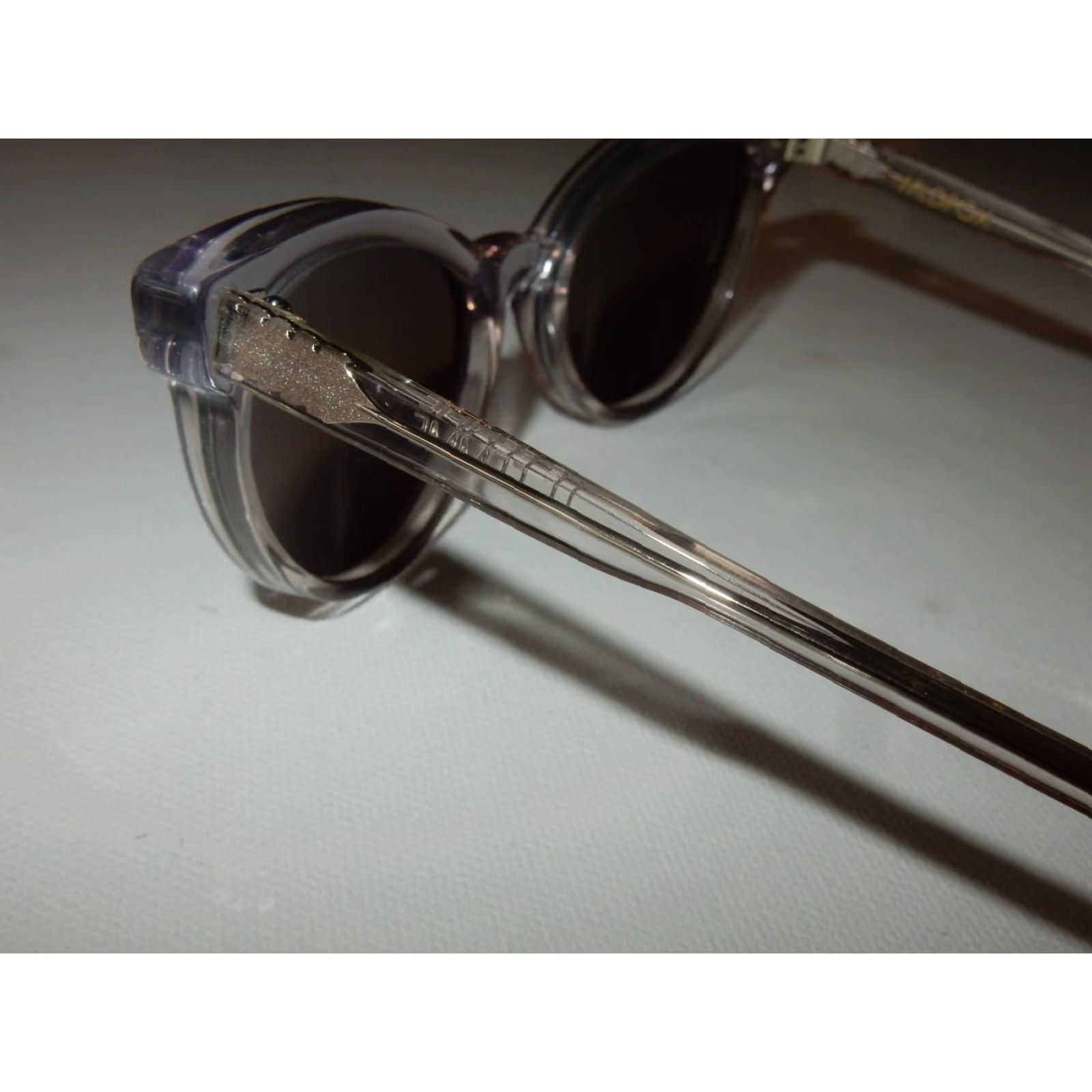 Wildfox VINTAGE Wildfox Sunglasses Women Cat Eye Blue Lens Clear Frame Fashion Size ONE SIZE - 5 Thumbnail