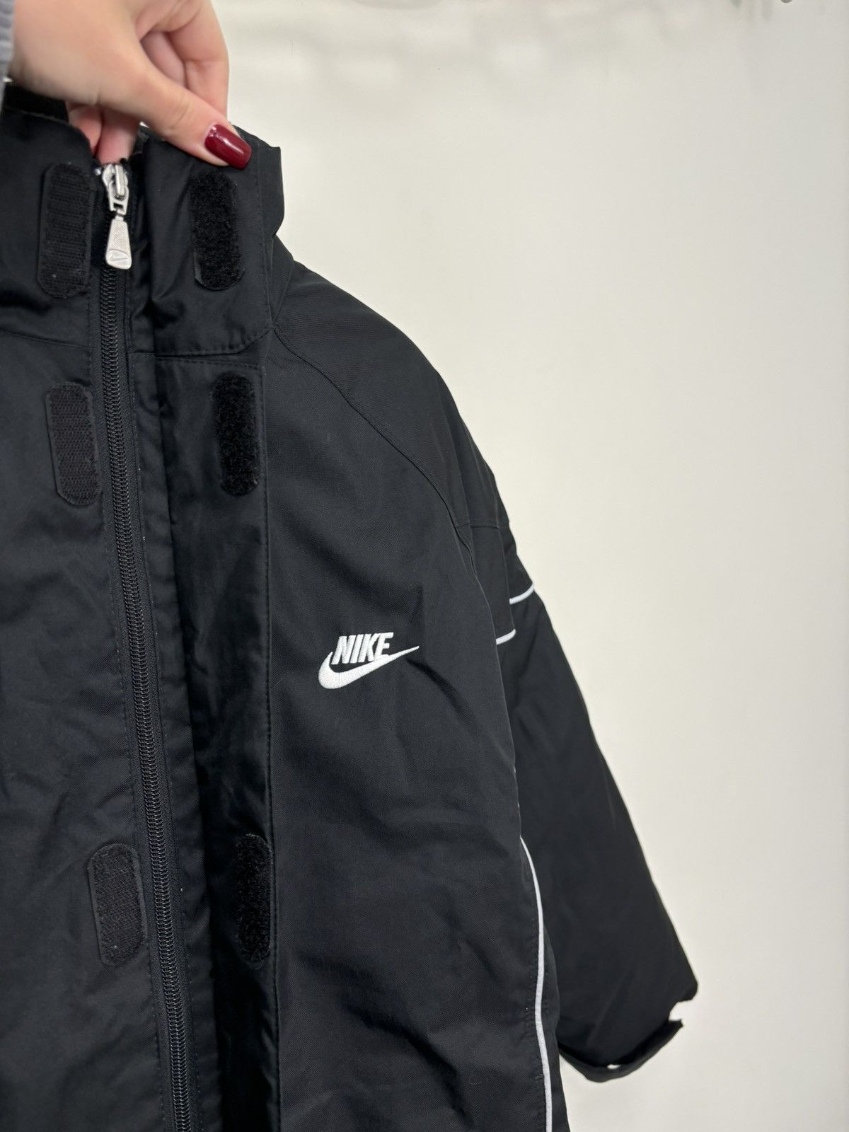 Nike Vintage Nike Big Swoosh Logo Black Hype Down Puffer Jacket Size US S / EU 44-46 / 1 - 12 Thumbnail