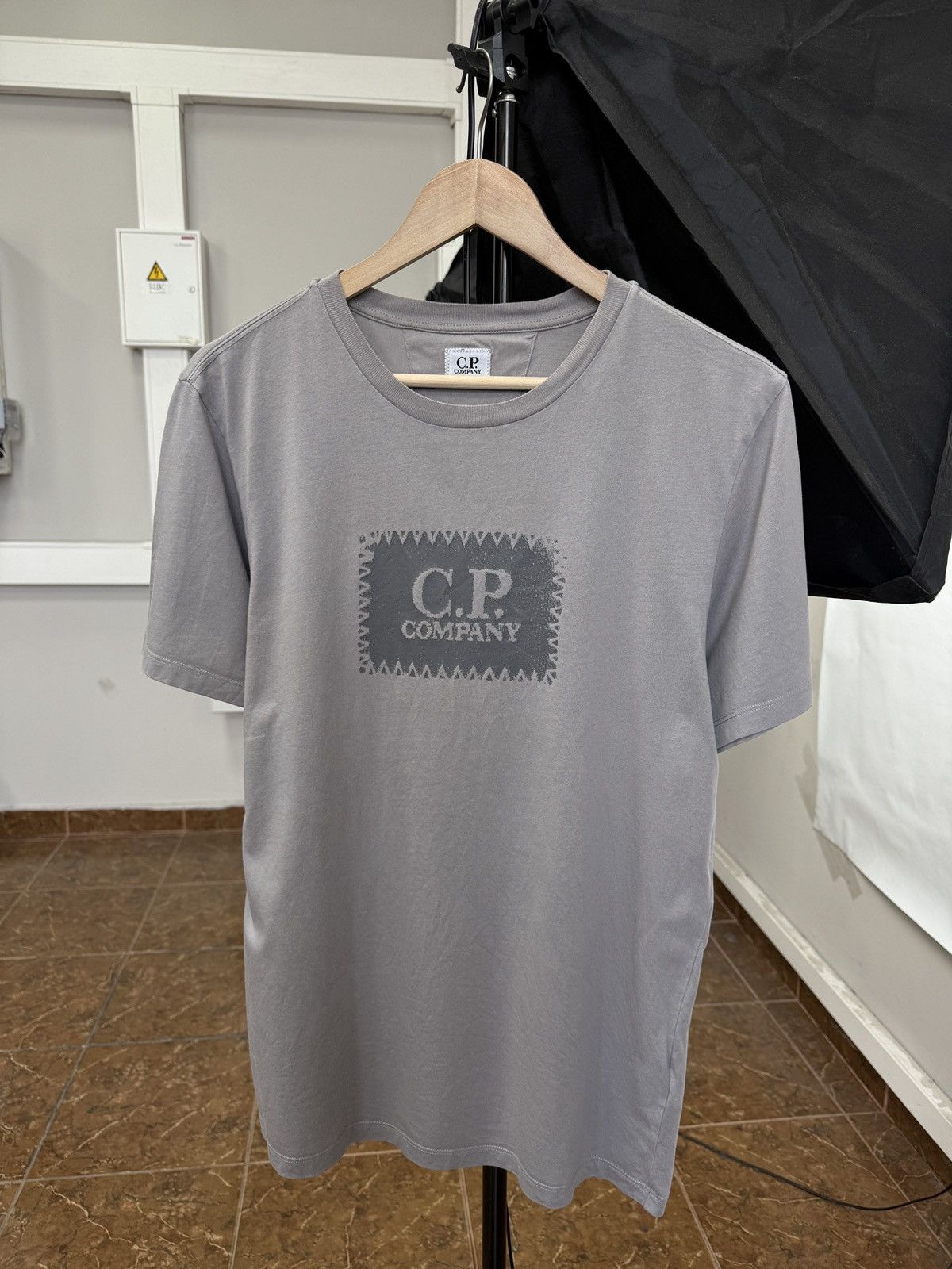 C.P. Company 🇮🇹 Y2K C. P. Company Classic Luxury T-Shirt Rare Retro Size US L / EU 52-54 / 3 - 1 Thumbnail