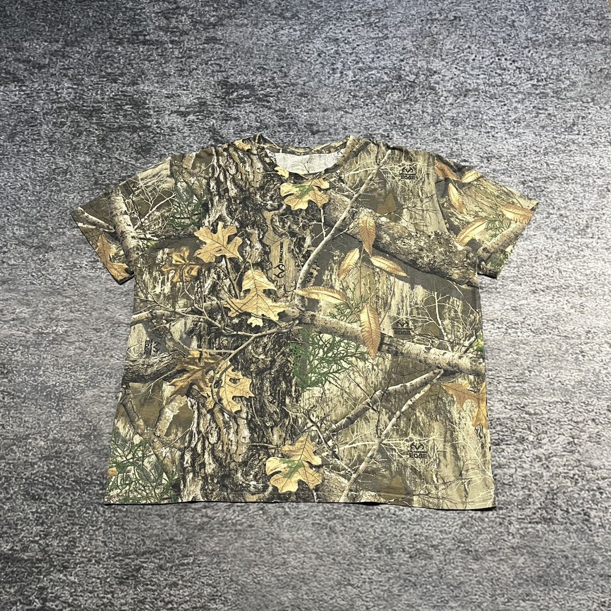 Realtree Vintage Y2K Realtree Camo Grunge Outdoor Skater T Shirt XXL Size US XXL / EU 58 / 5 - 1 Thumbnail