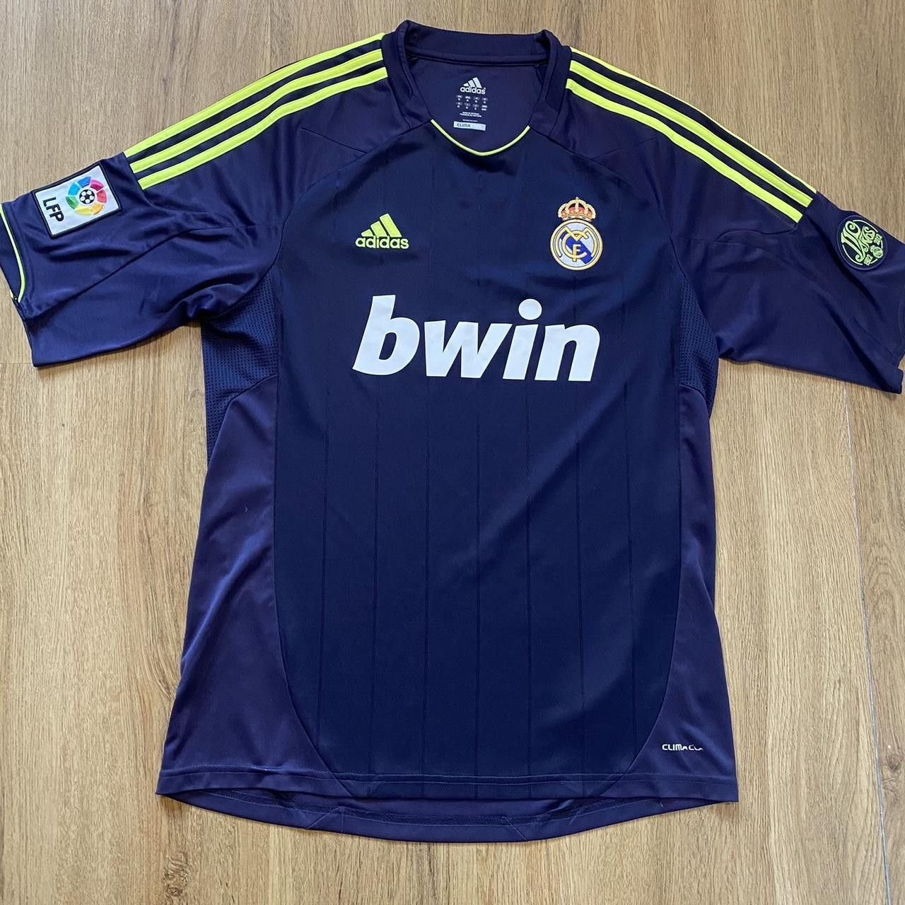 Adidas 2012-13 Real Madrid Adidas Away Football Shirt Size US M / EU 48-50 / 2 - 1 Thumbnail
