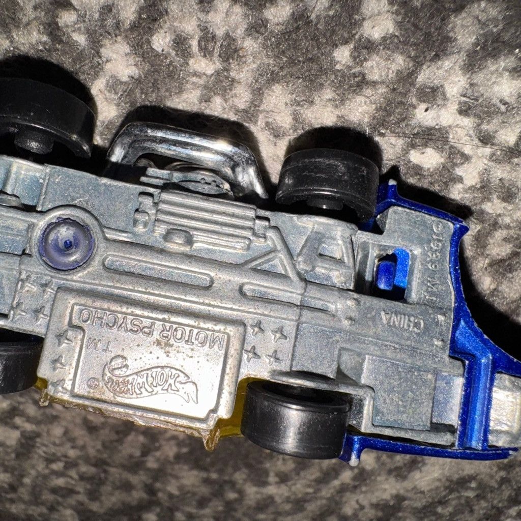 Vintage 1998 Hot Wheels Motor Psycho Wild Things Car Blue Yellow Size ONE SIZE - 6 Thumbnail