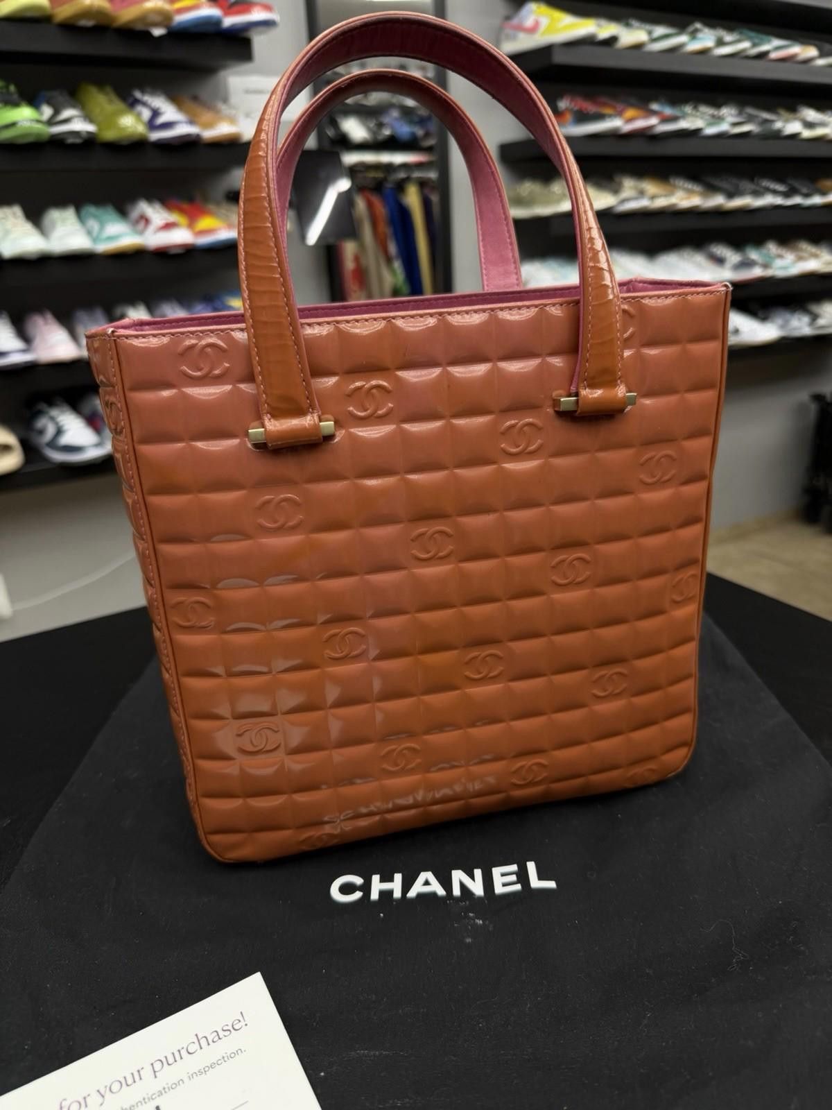 Chanel Authentic CHANEL Brown Chocolate Patent Leather Tote Bag Size ONE SIZE - 8 Thumbnail