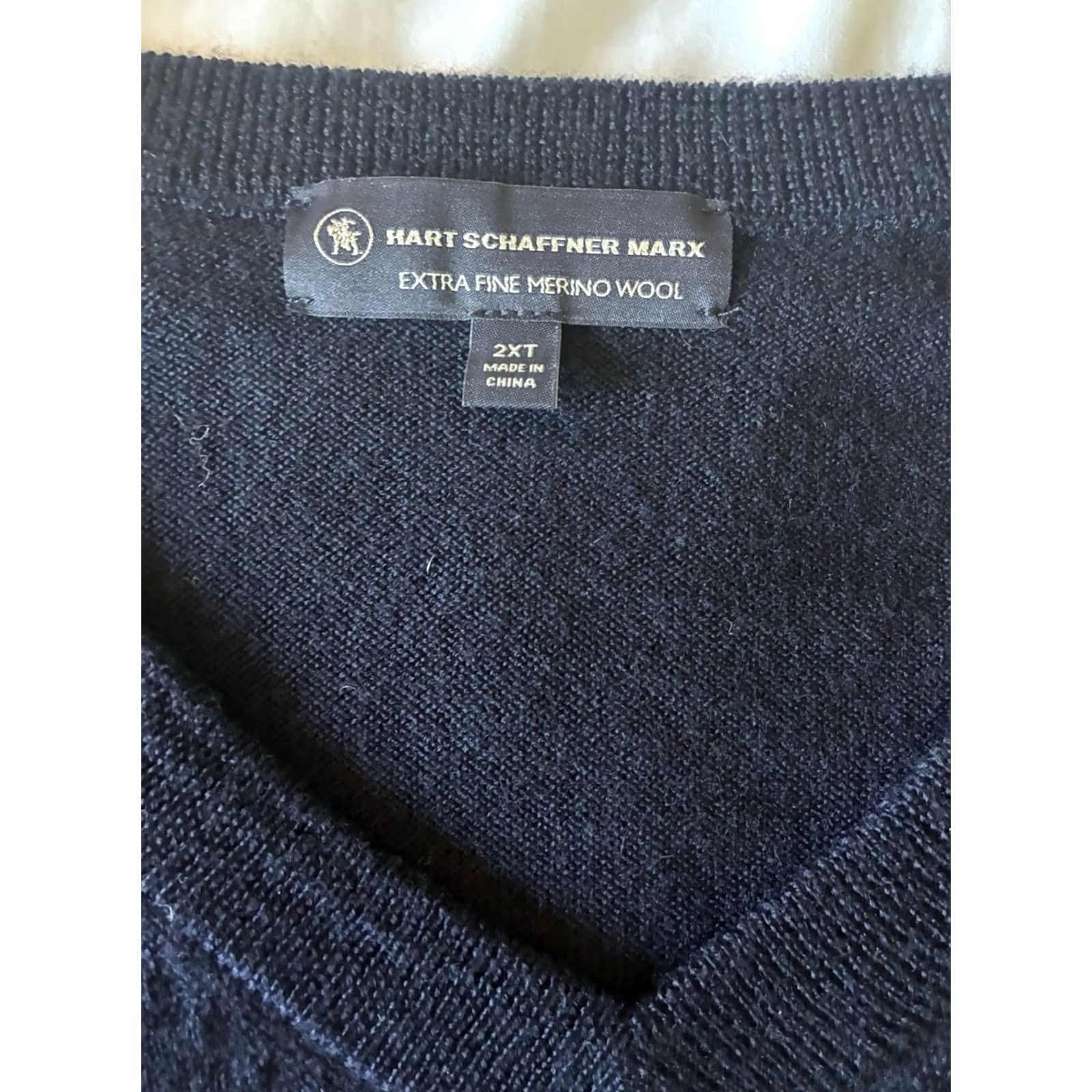 Hart Schaffner Marx Hart Schaffner Marx Sweater V-Neck Men 2XT Navy Wool Extra Fine Merino Pullover Long Sleeve Solid Knit Classic Luxury Big & Tall Size US XXL / EU 58 / 5 - 4 Thumbnail