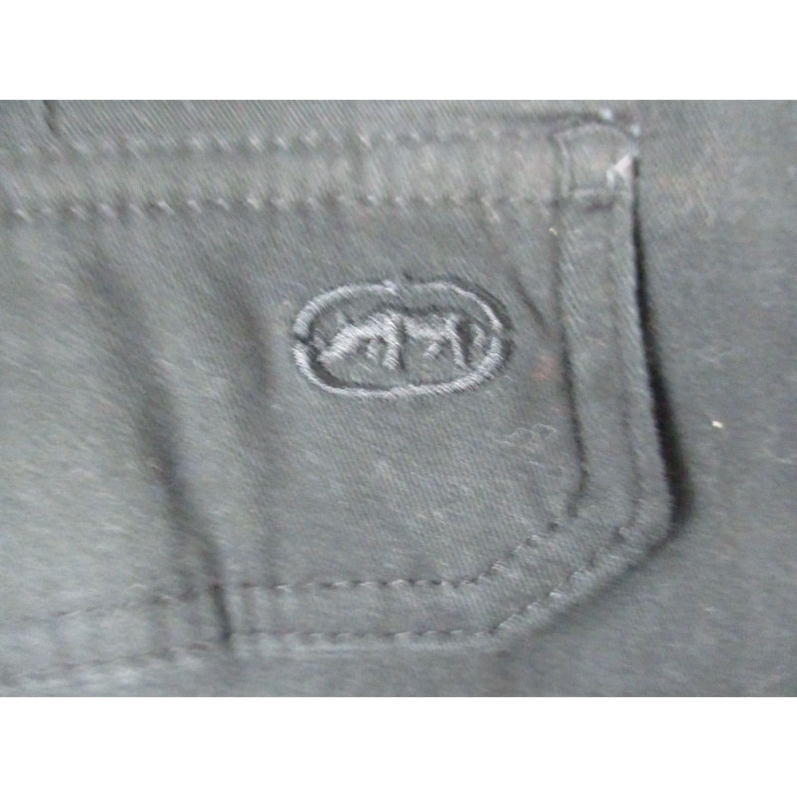 Vintage VINTAGE Cargo Pants 32 Men Black 90s Hip Hop Cargo Style Ecko Untld Regular Fit Straight Pockets Ankle NWT Streetwear (Adult Mens) Size US 32 / EU 48 - 7 Thumbnail