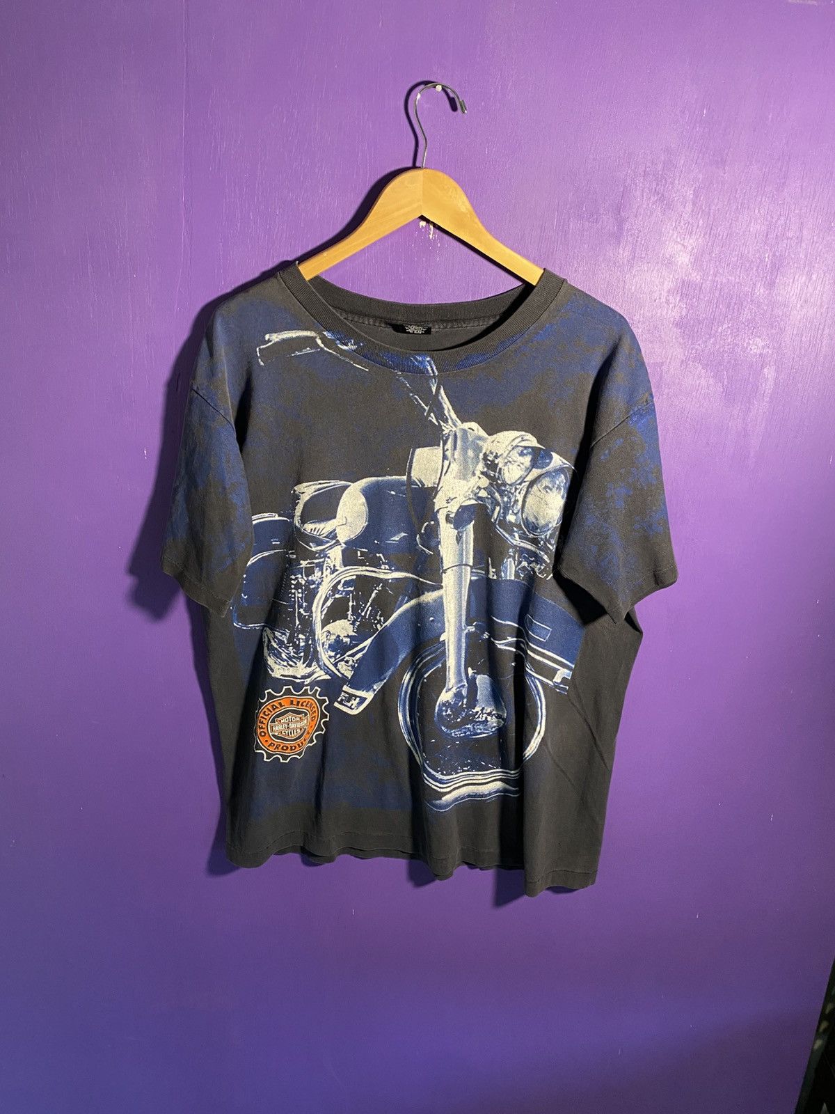 Harley Davidson Vintage 1996 Harley davidson motorcycle AOP t-shirt Size US L / EU 52-54 / 3 - 1 Thumbnail