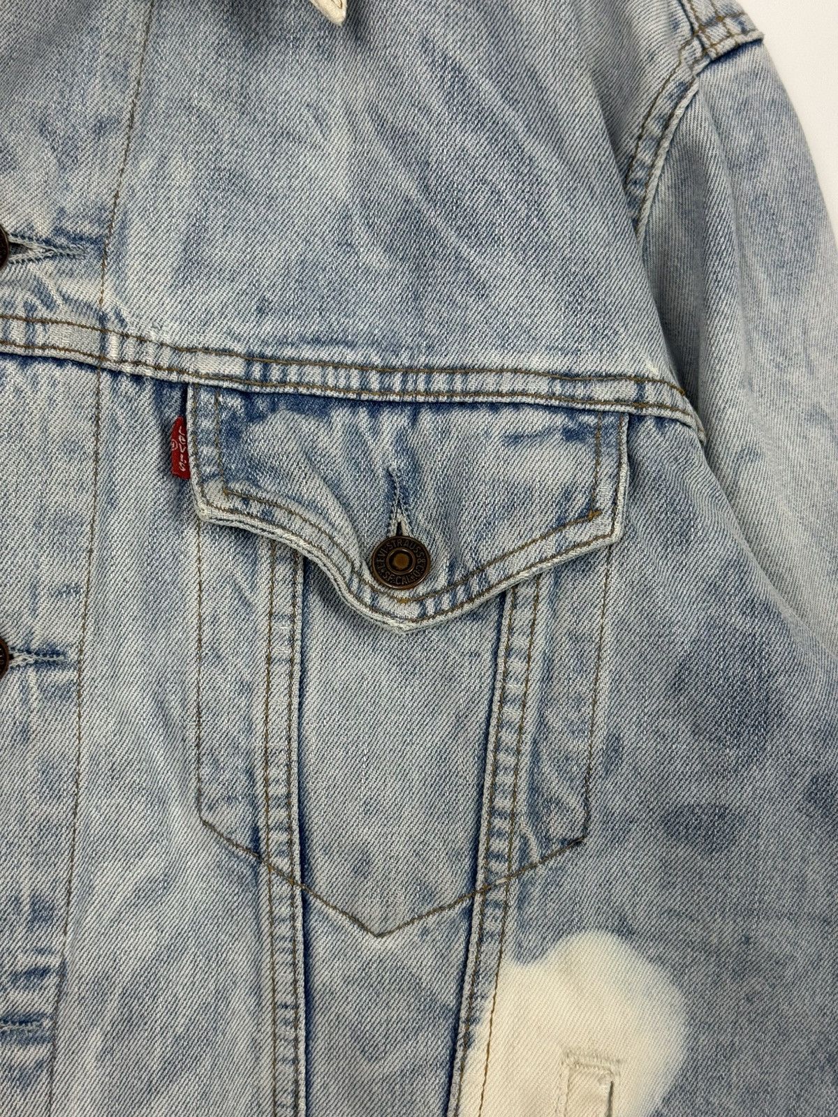 Levi's Vintage Distressed Levi’s Washed Denim Custom Made Jacket Size US XL / EU 56 / 4 - 12 Thumbnail
