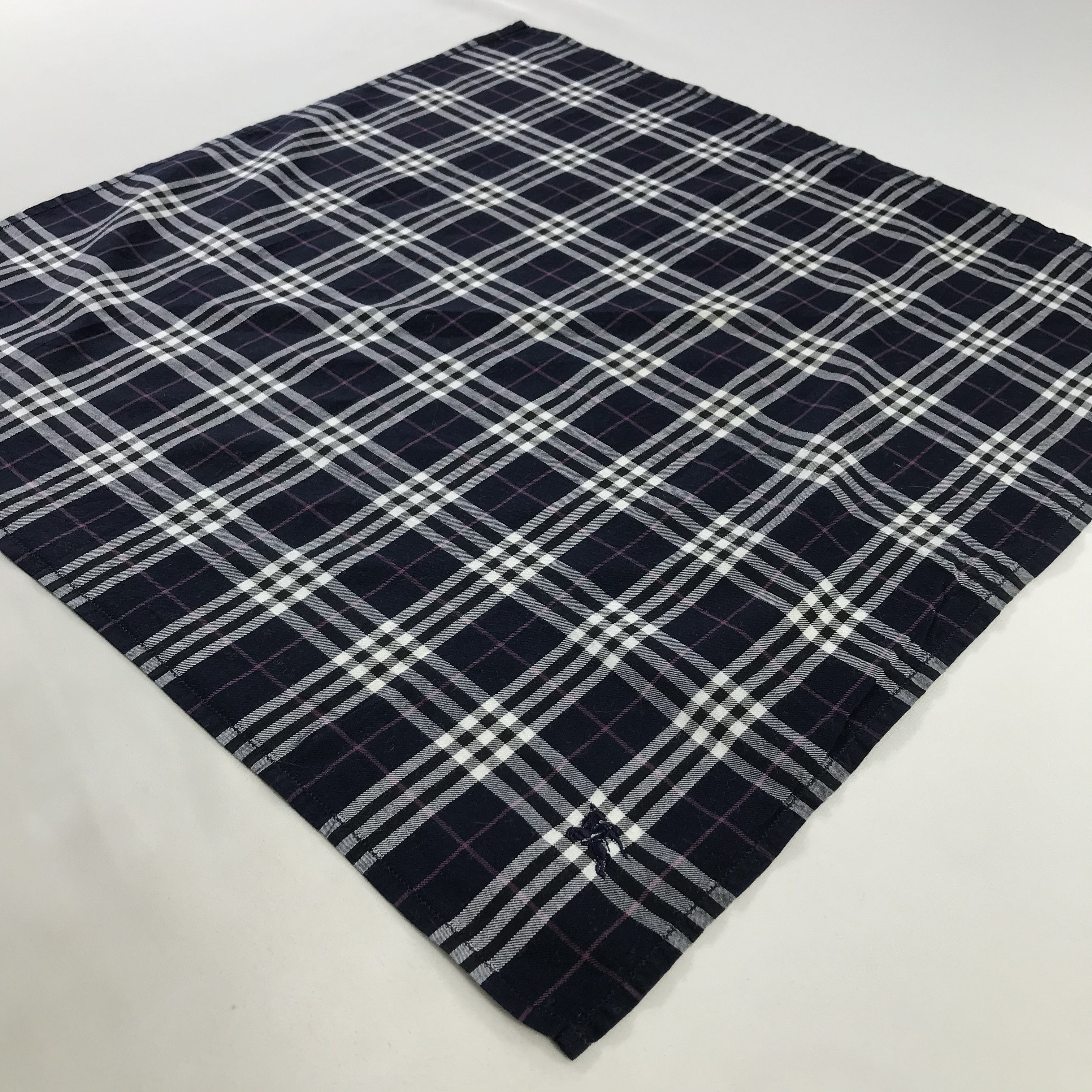 Burberry × Vintage Burberry Bandana / Handkerchief / Neckerchief - S1073 Size ONE SIZE - 2 Thumbnail