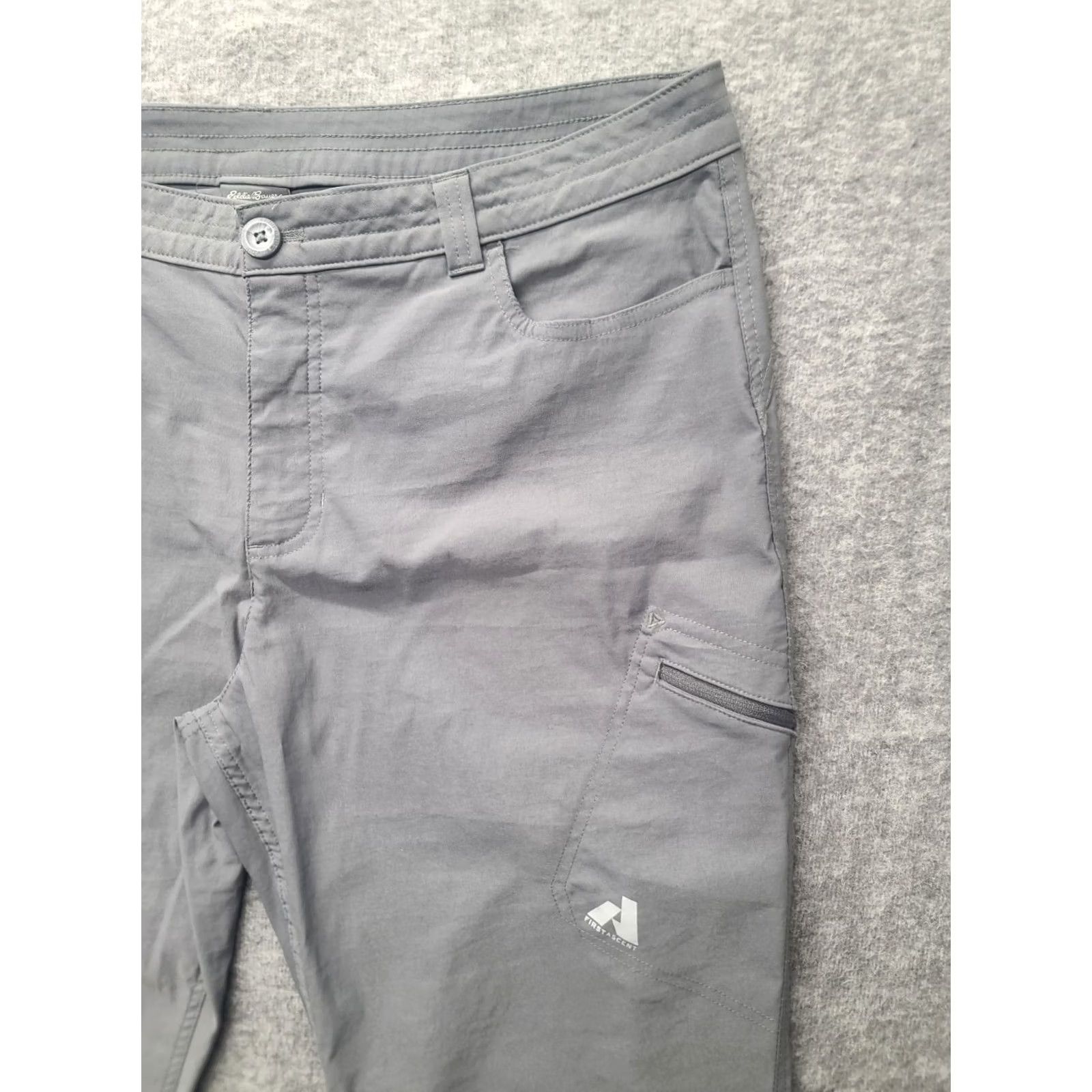 Eddie Bauer Eddie Bauer Pants Womens 18x32 First Ascent Active Fit Hiking Gorpcore Cargo Utility Outdoor Size 40" / US 18 - 6 Thumbnail