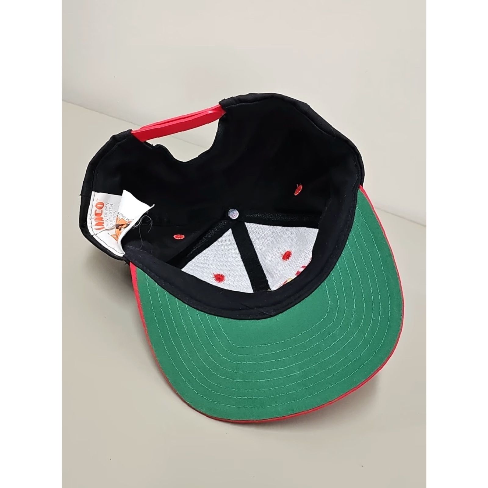 American Needle VINTAGE American Needle X-MEN Snapback Hat Cap Adjustable Unisex Adults Black Red Yellow Green 1990s Marvel Cap Mens Womens Boys Girls Size ONE SIZE - 6 Thumbnail