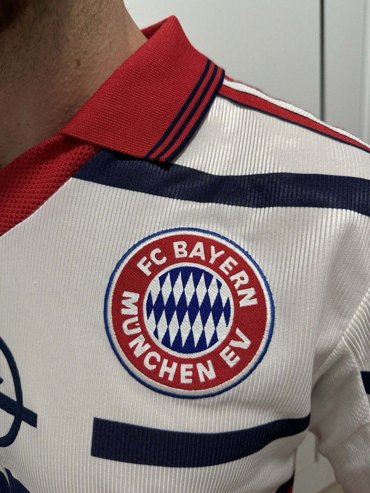 Adidas Vintage Fc Bayern Munich 1998 1999 Away Jersey Mens Soccer Size US S / EU 44-46 / 1 - 4 Thumbnail