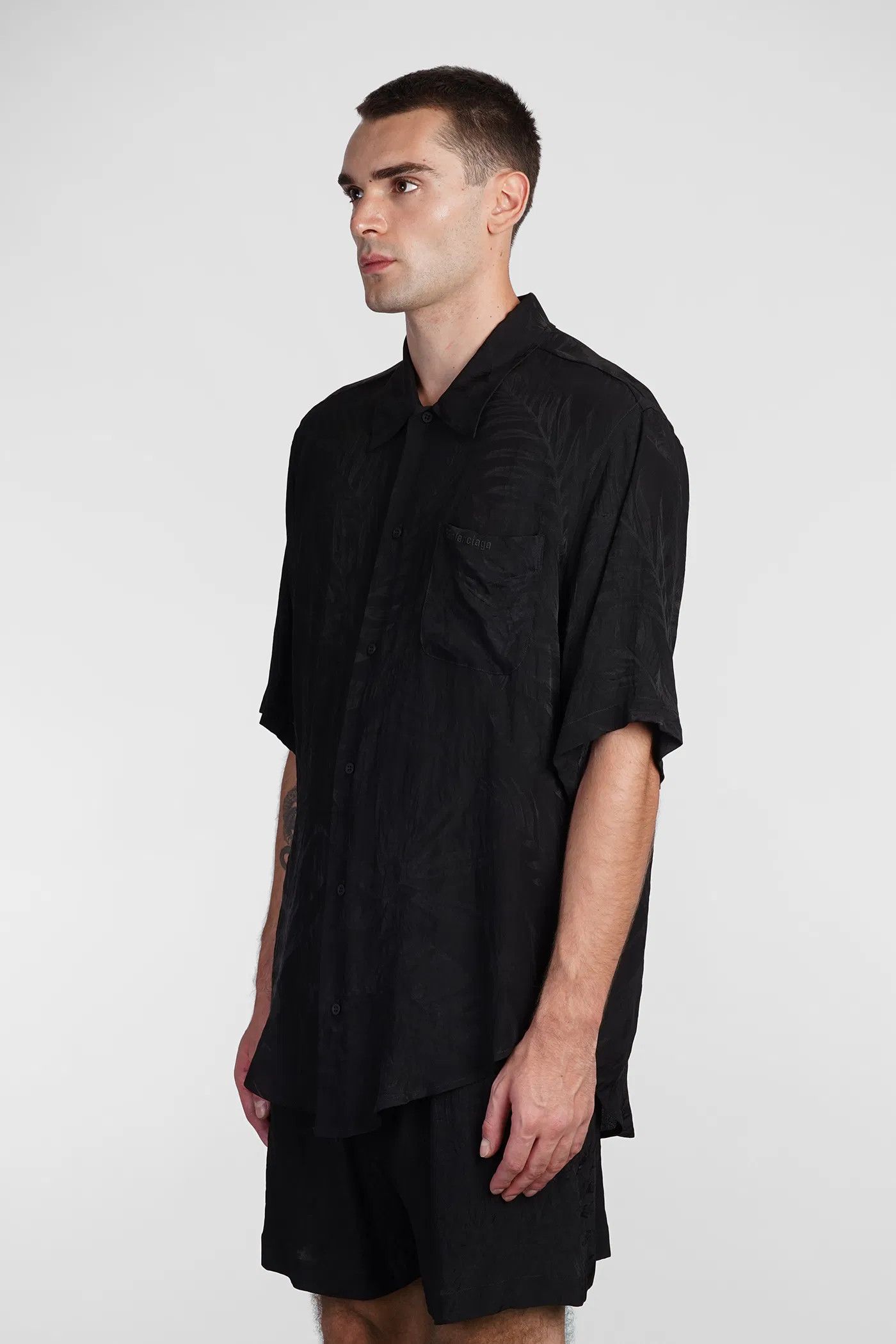 Balenciaga o1w1db10226 Tropical Flowers Minimal Short Sleeve Shirt Size US M / EU 48-50 / 2 - 4 Thumbnail