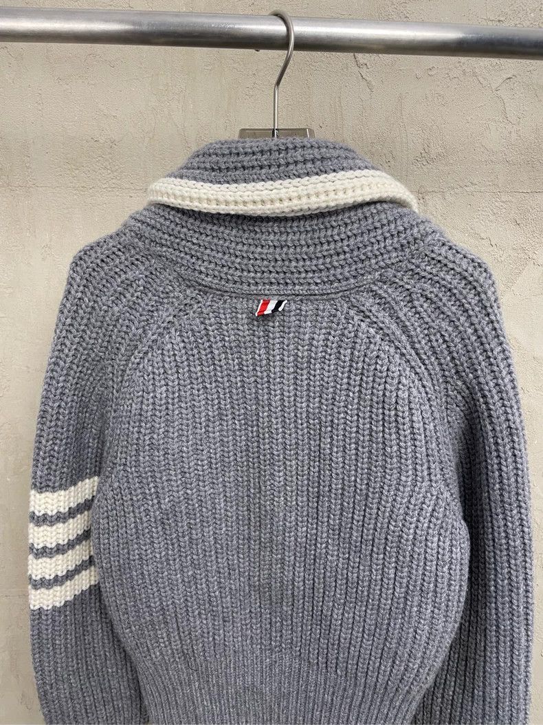 Thom Browne Thom browne Gray four-stripe thick wool lapel cardigan jack Size M / US 6-8 / IT 42-44 - 4 Thumbnail