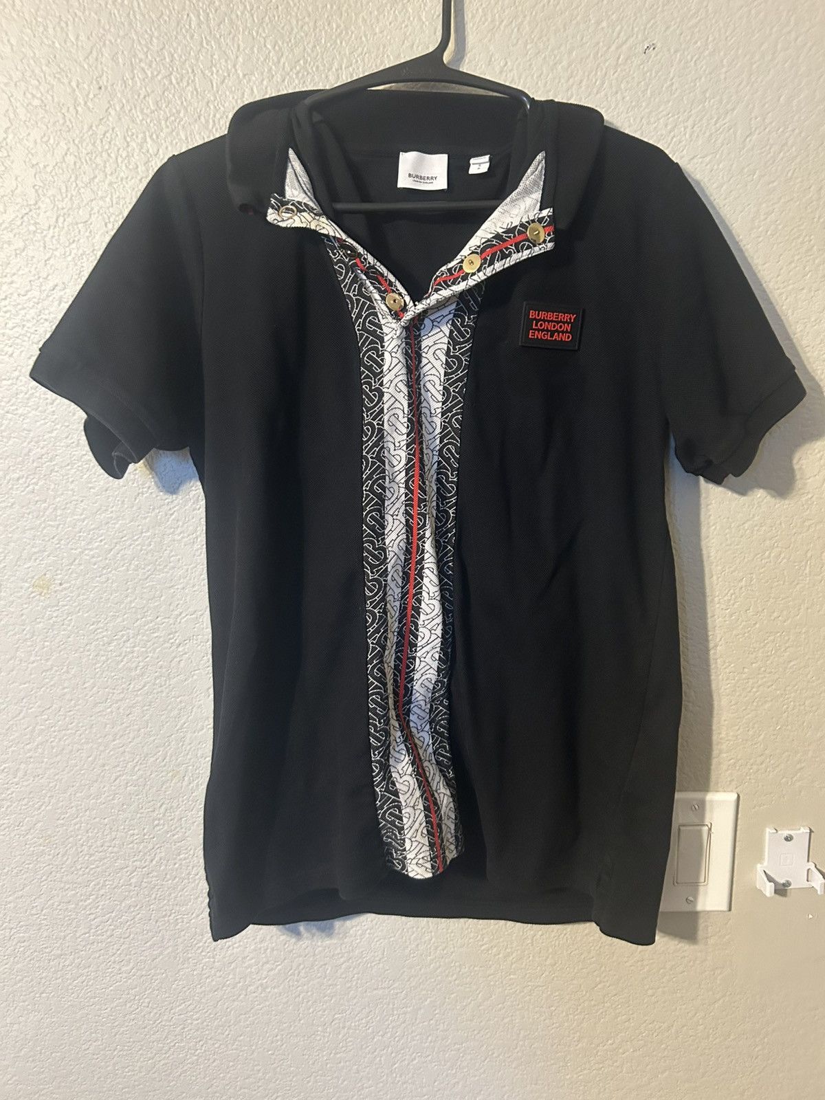 Burberry Burberry polo half button London England Size US L / EU 52-54 / 3 - 2 Thumbnail
