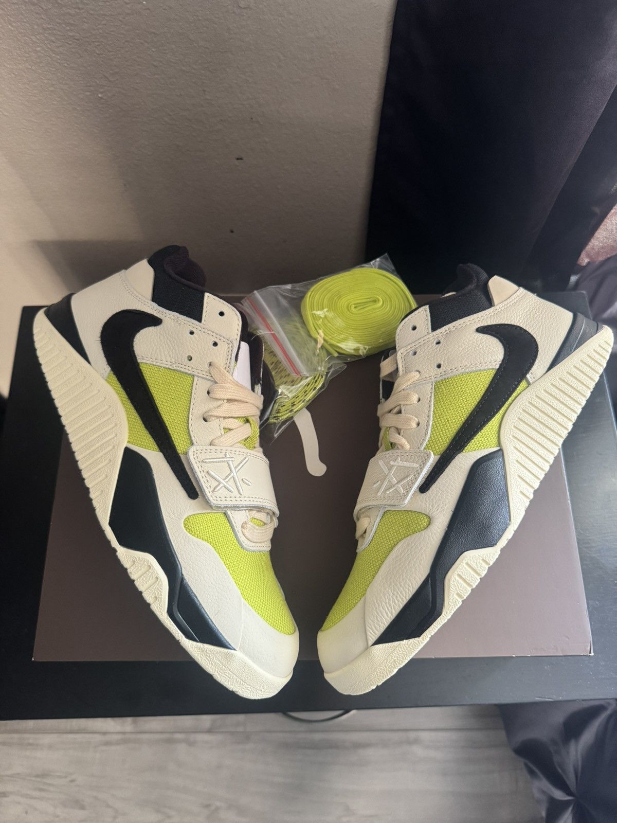 Nike × Travis Scott Jumpman Jack TR Size US 10 / EU 43 - 3 Thumbnail